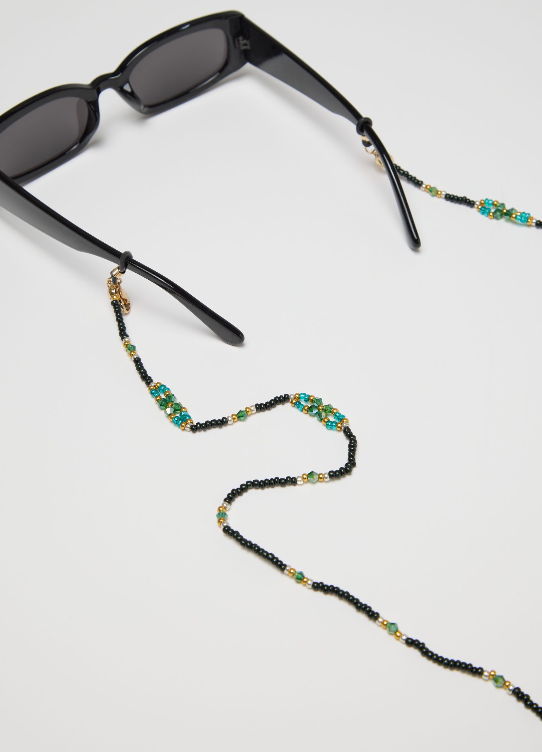 Glasses chain with multicoloured beads