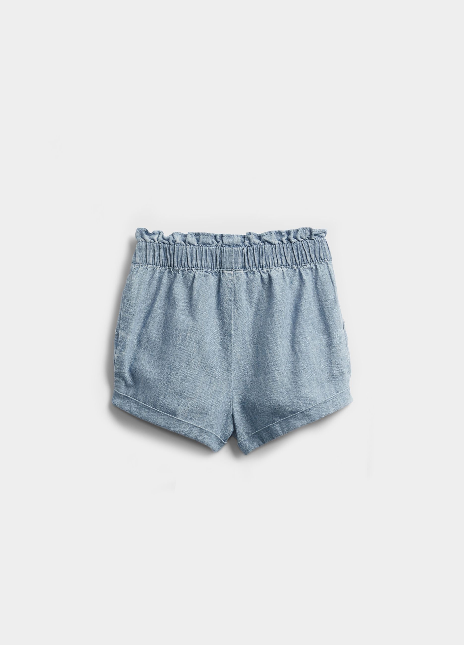 Denim shorts with bow