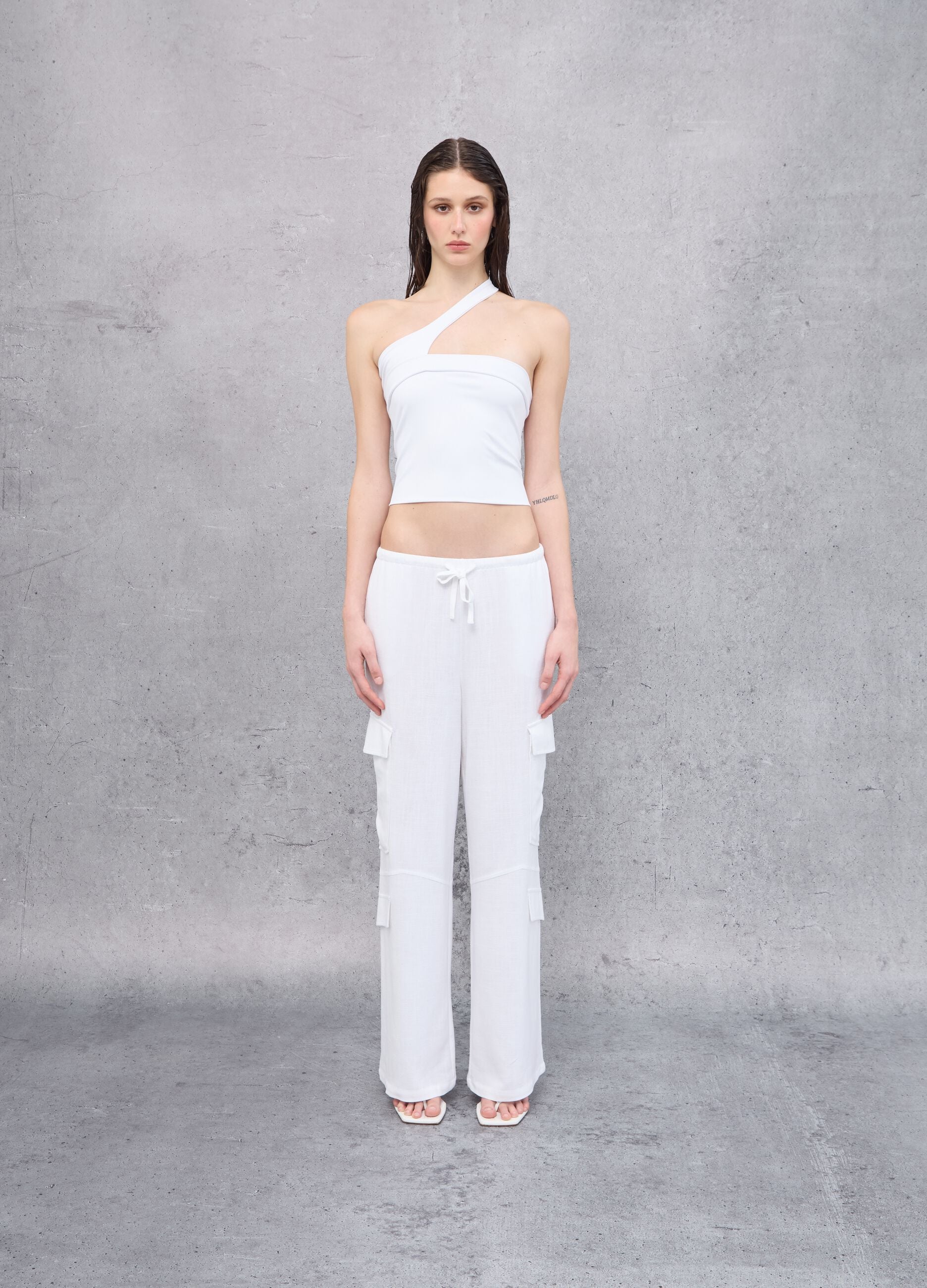 Asymmetrical Adjustable Top White