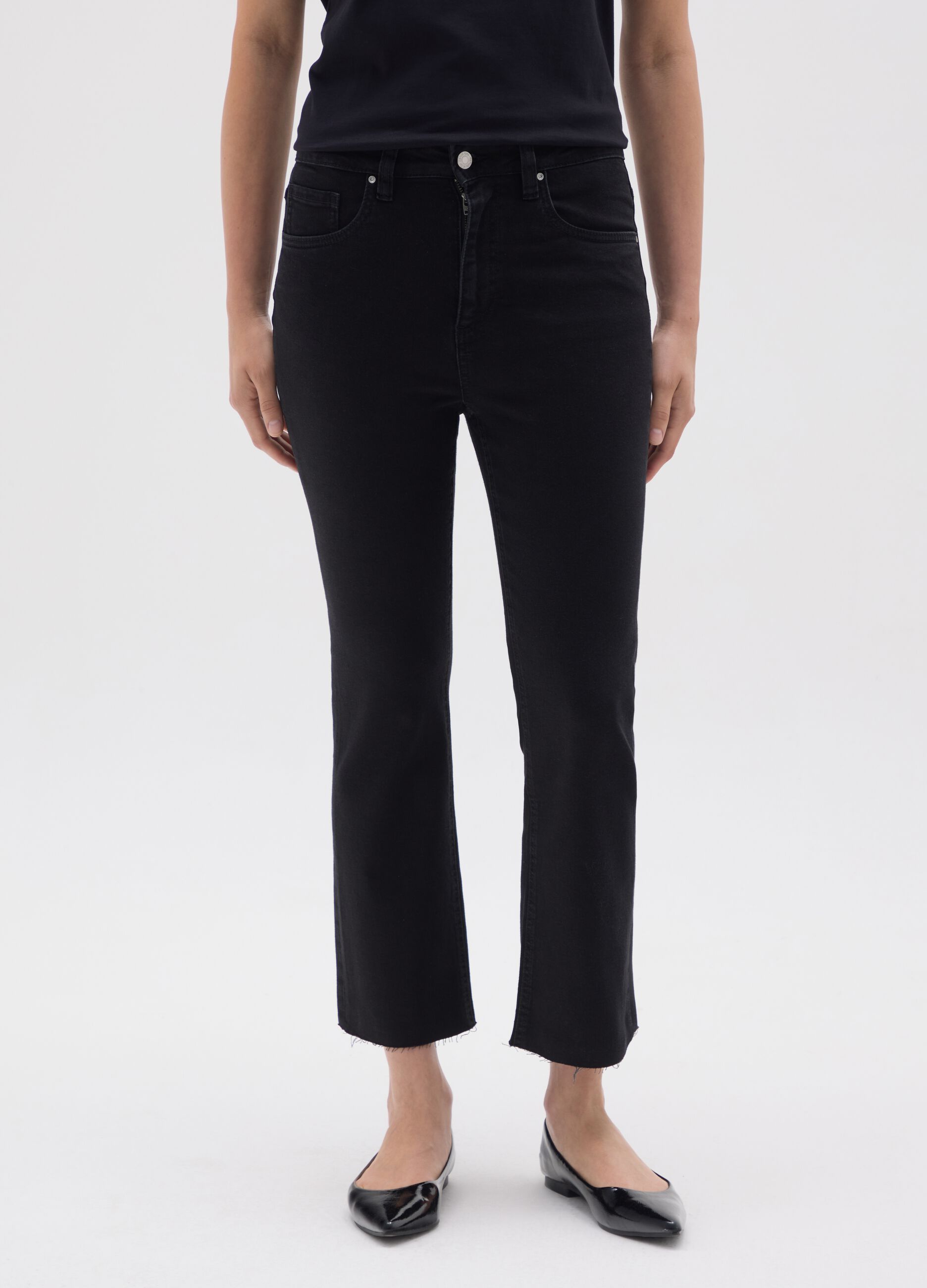 Women's regular fit black denim jeans