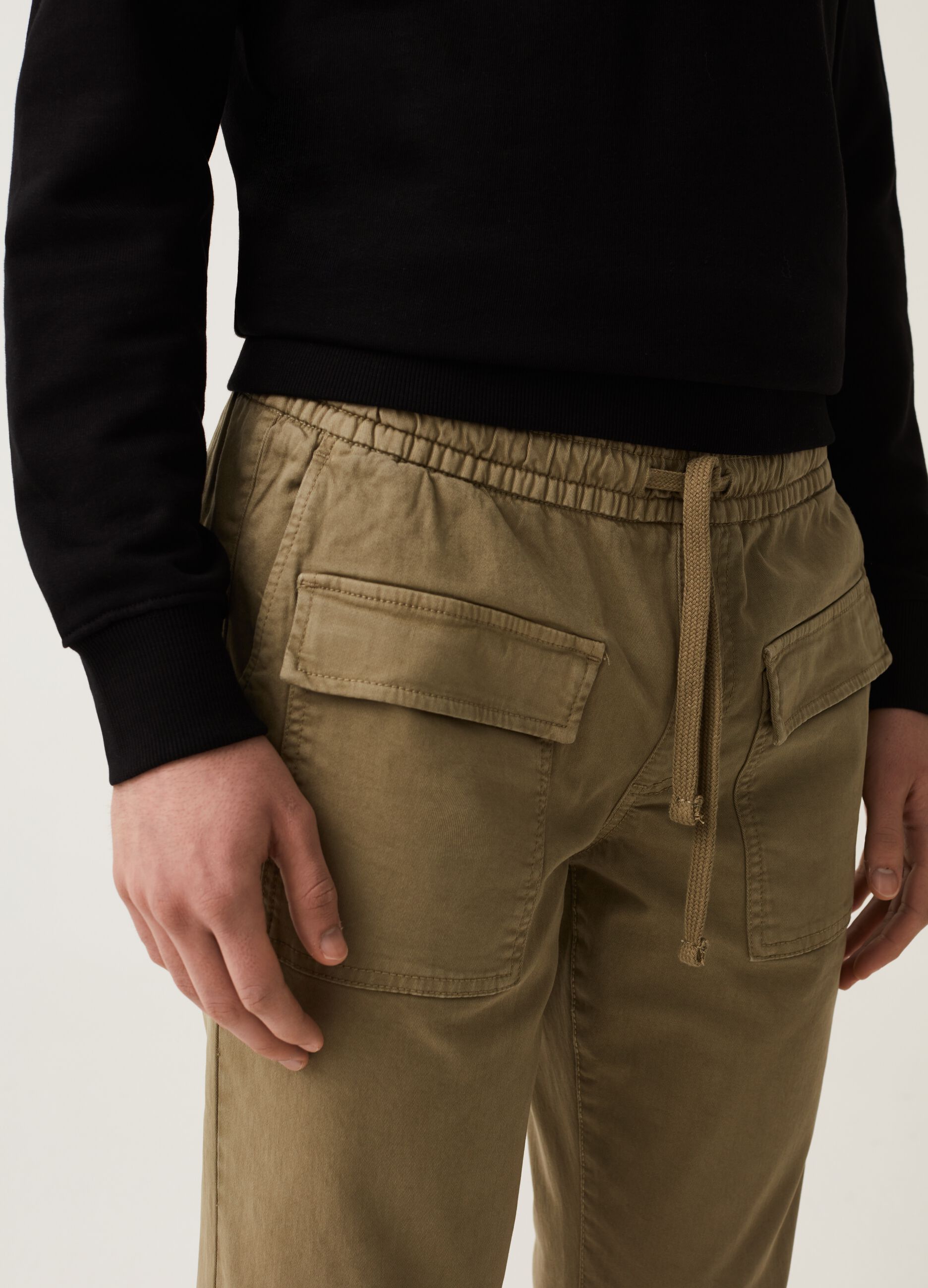 Joggers cargo in cotone stretch_3