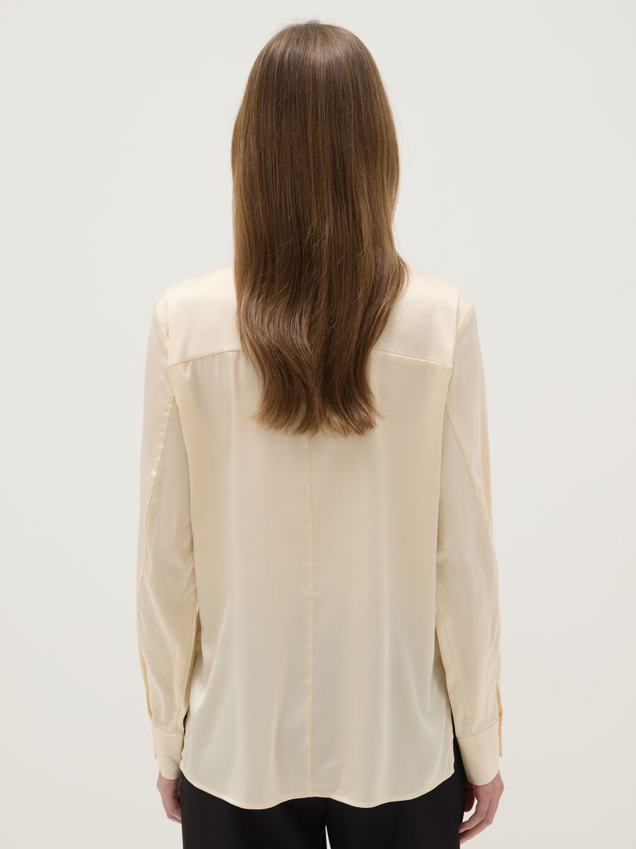 Beige long sleeve satin shirt regular fit_2