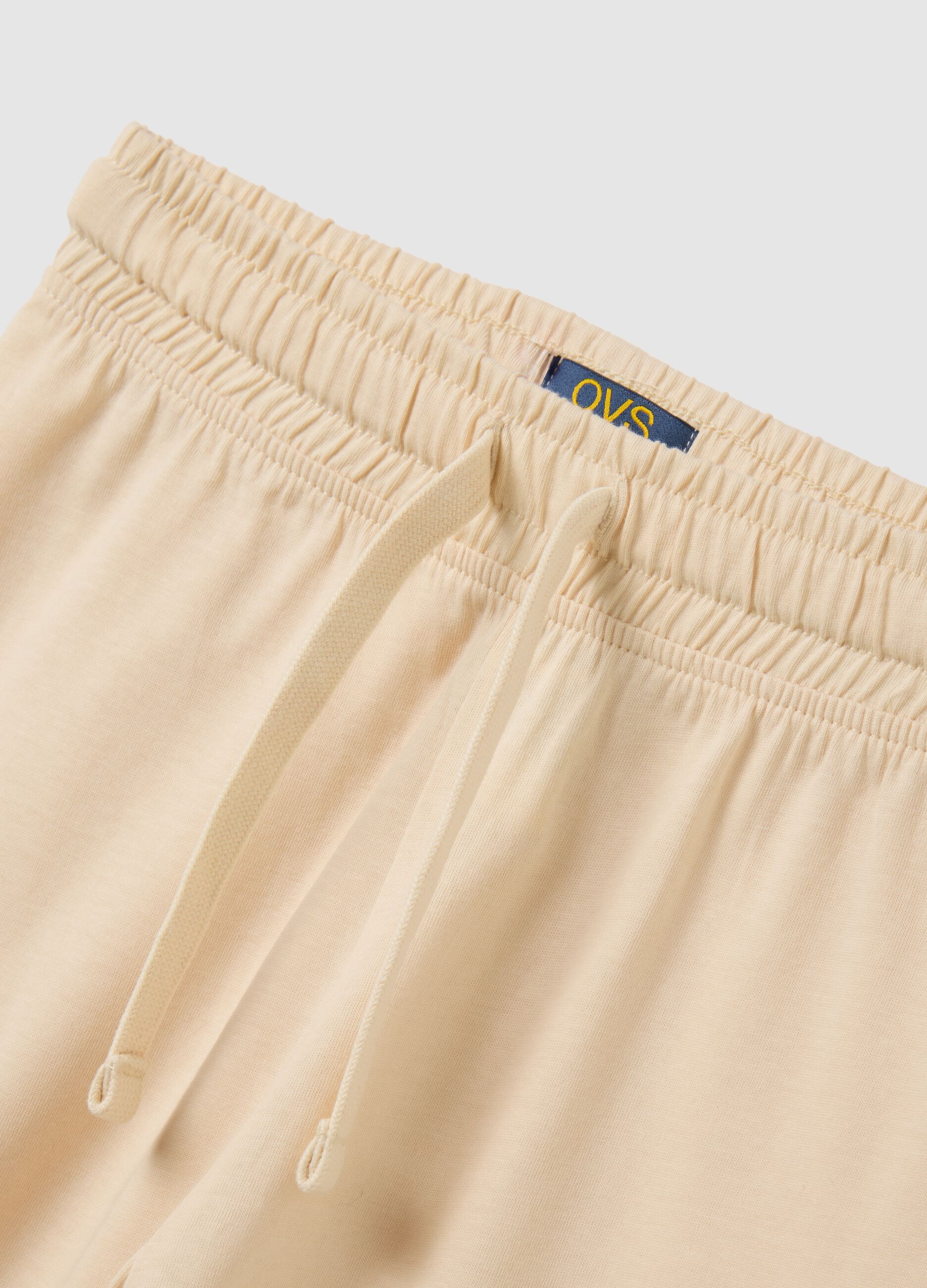 Boys’ beige shorts in 100% cotton with regular waist