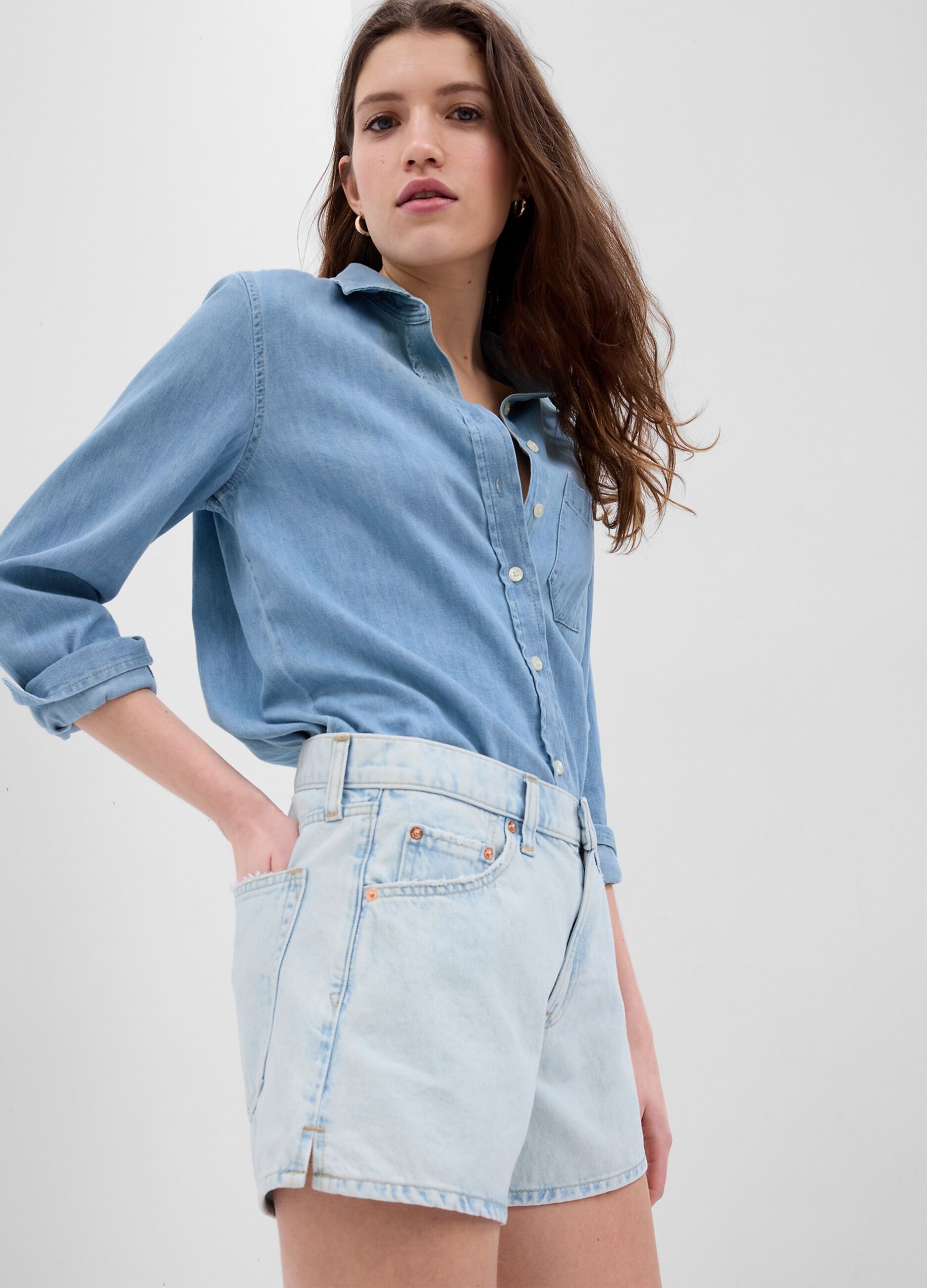 Shorts straight fit in denim a vita bassa_1