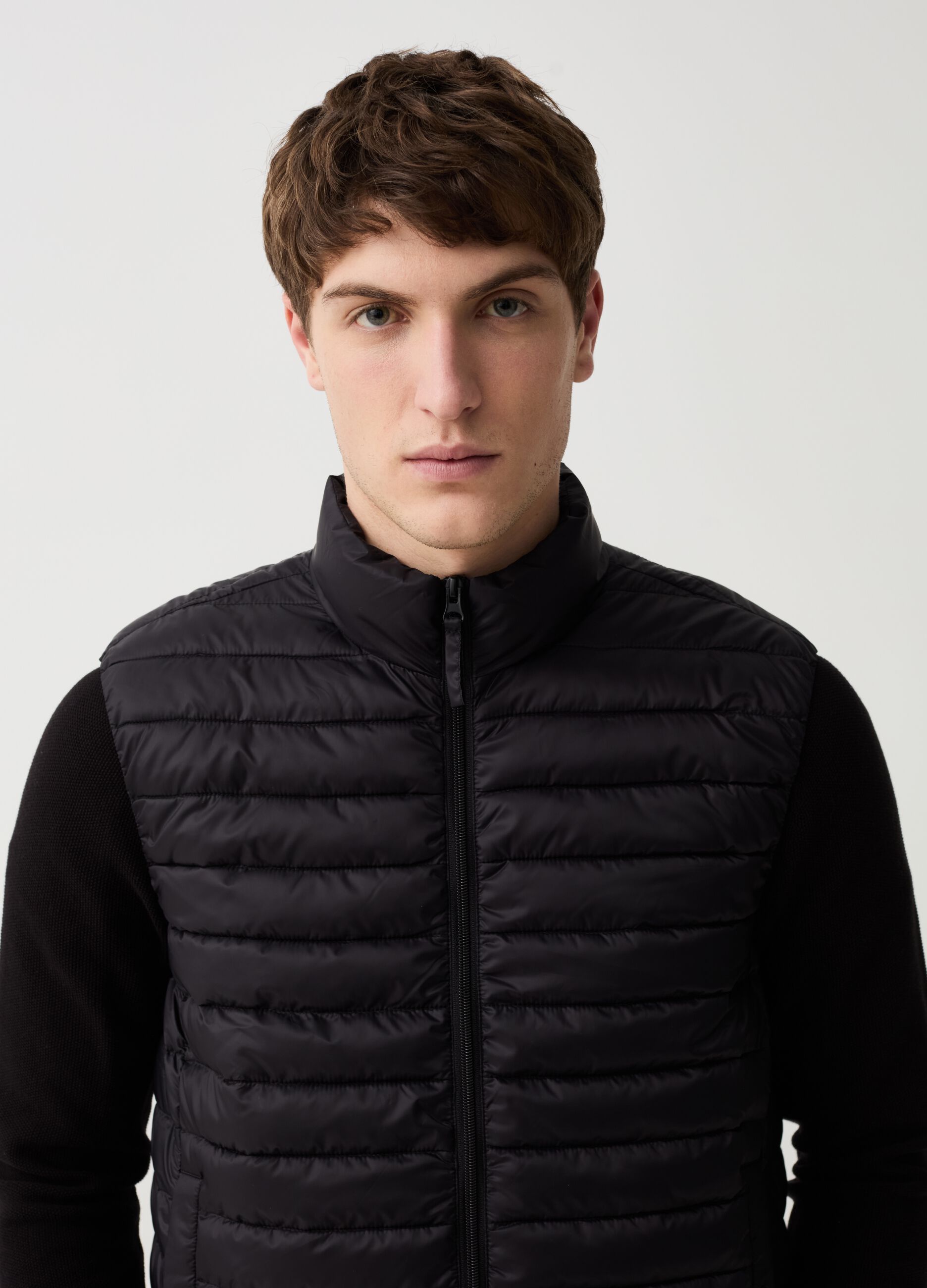 Gilet trapuntato ultralight a collo alto