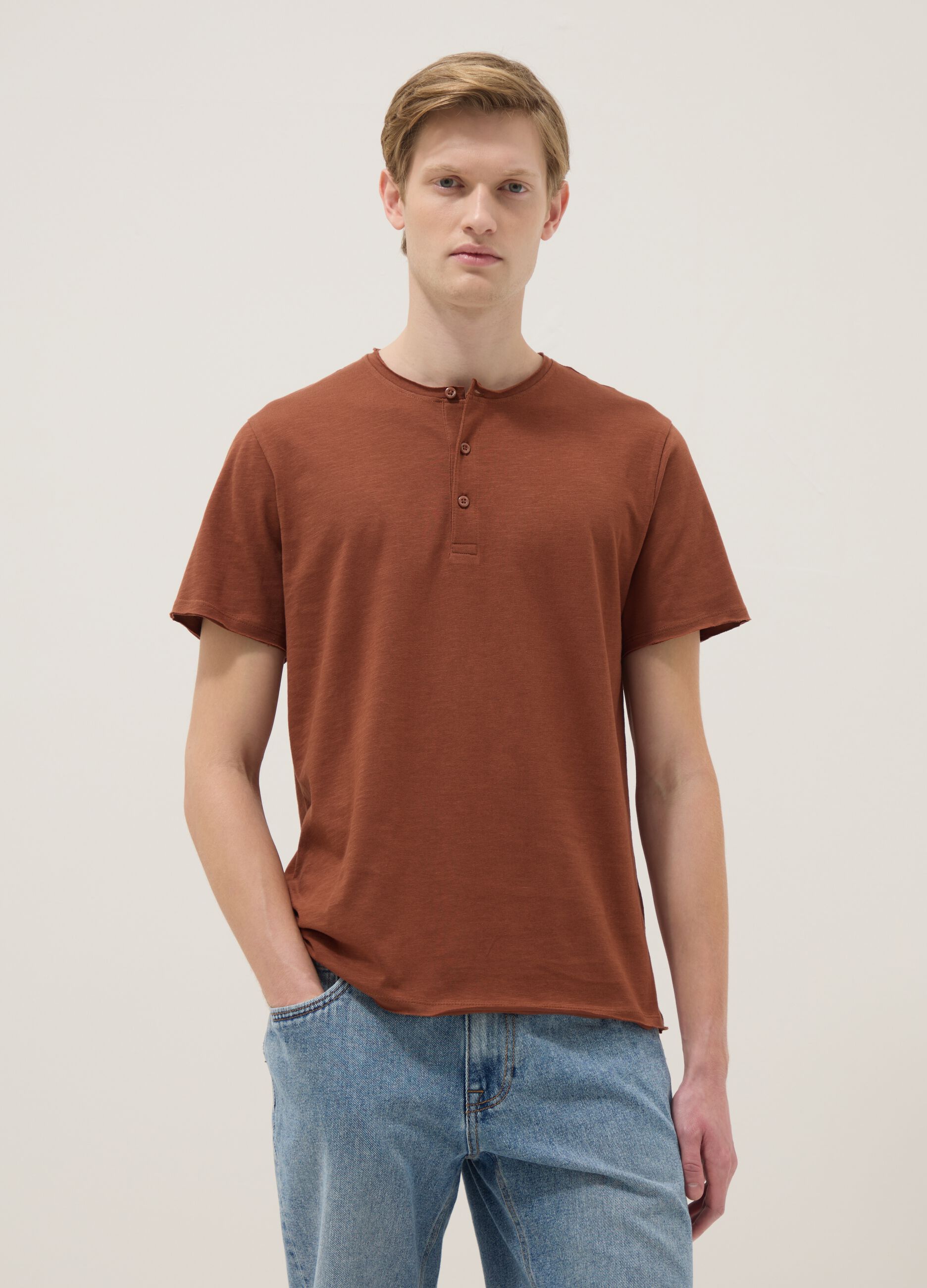 Brown pure cotton regular fit T-shirt with Henley collar
