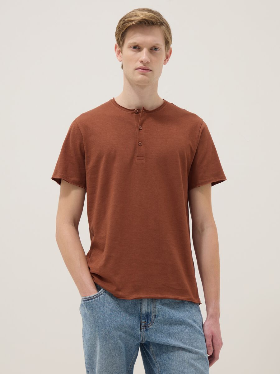 Brown pure cotton regular fit T-shirt with Henley collar_1