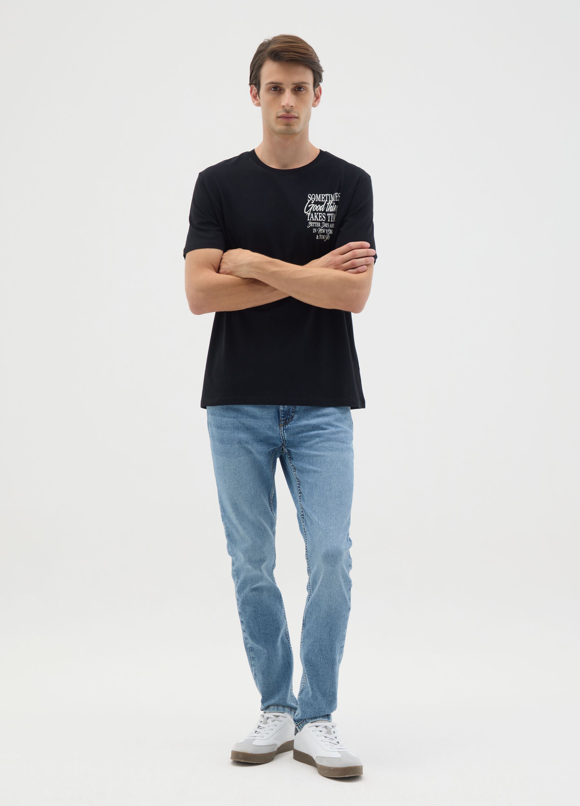 Regular fit black pure cotton T-shirt with motivational messages