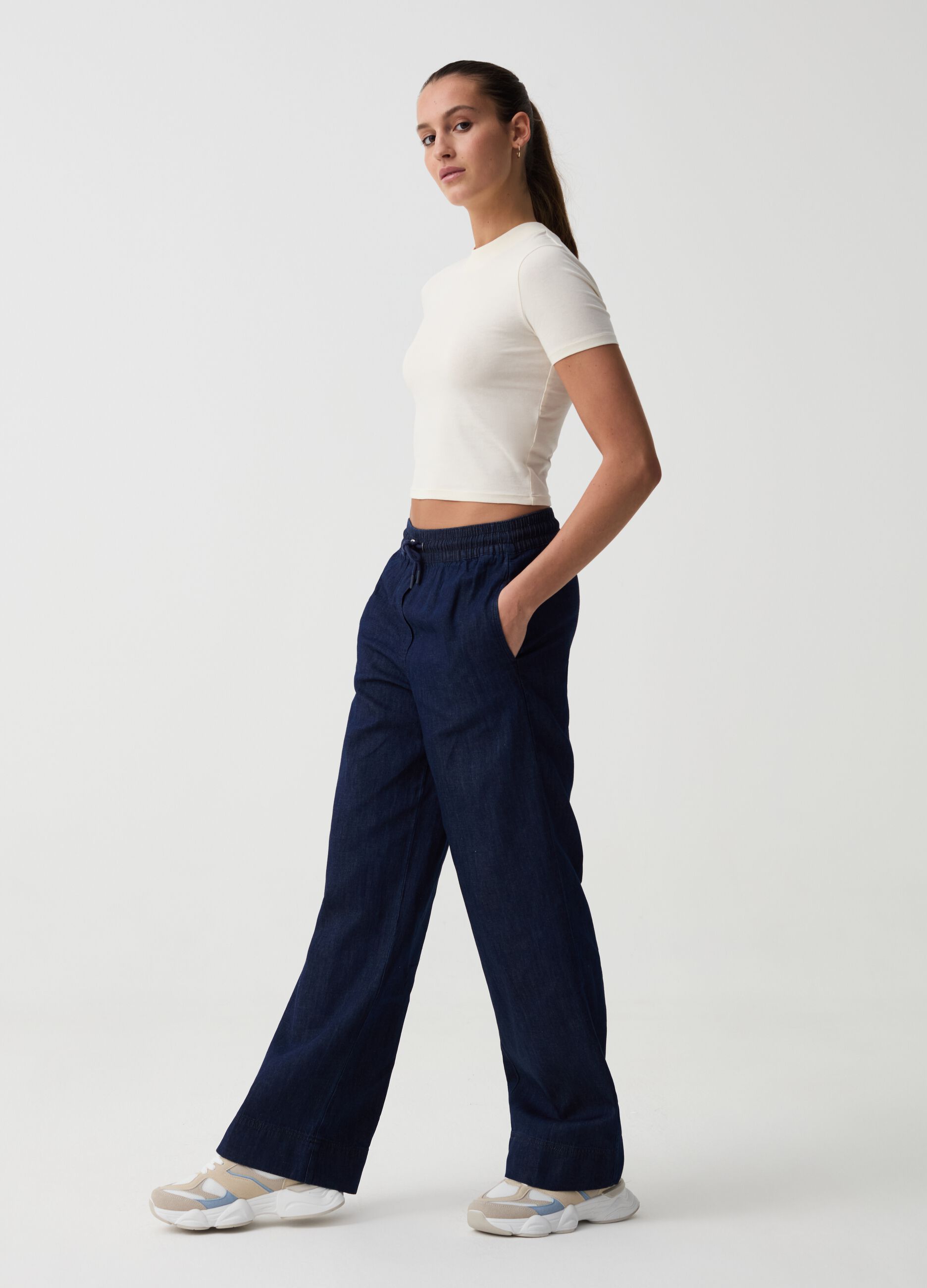 Joggers relaxed fit in denim con coulisse