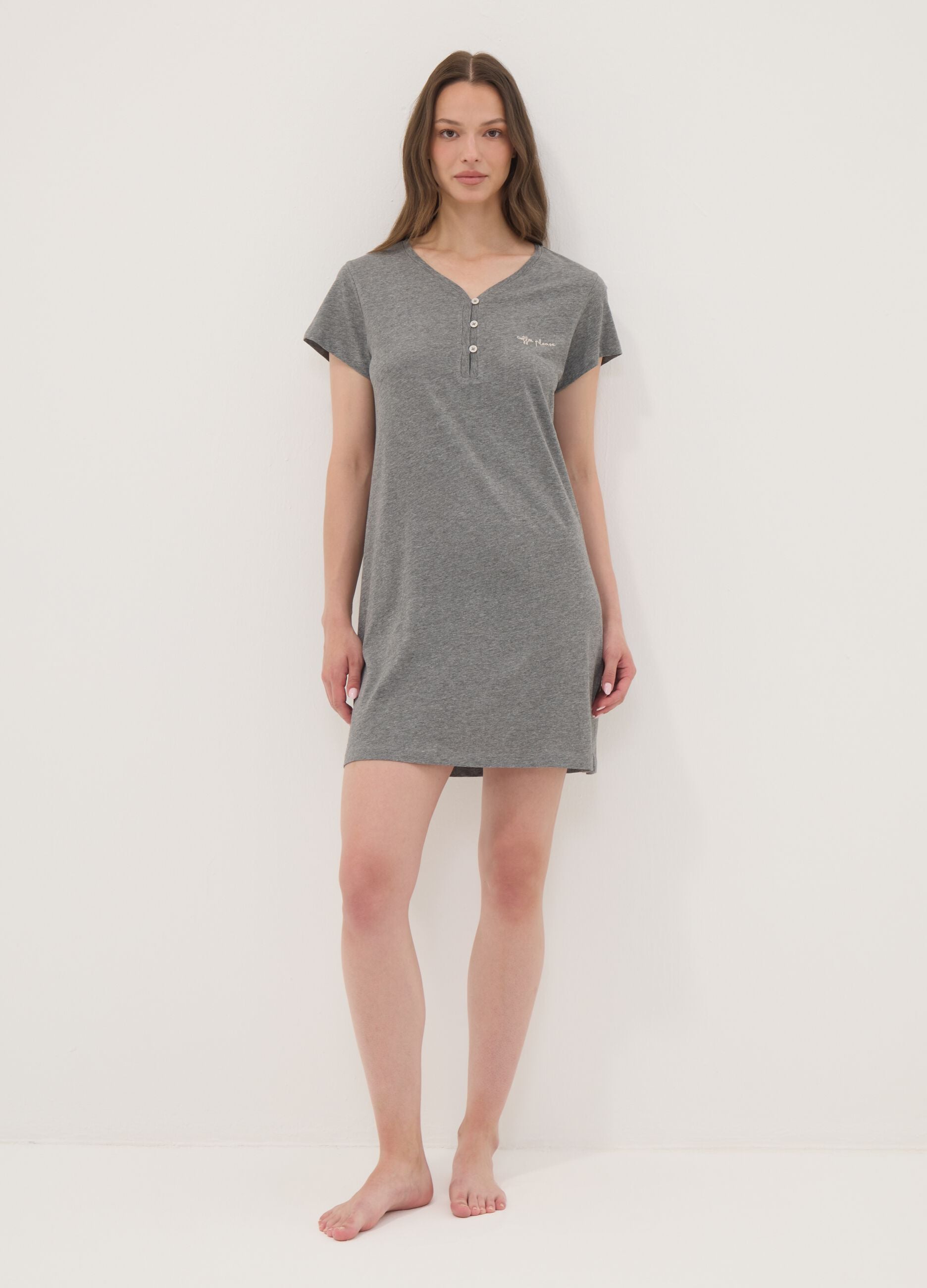 Grey nightdress in organic cotton and viscose blend