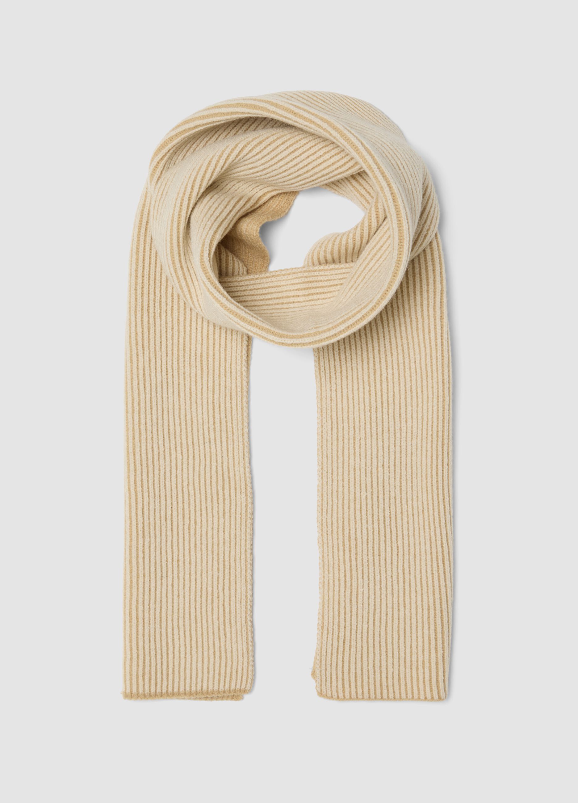 Beige ribbed knit scarf