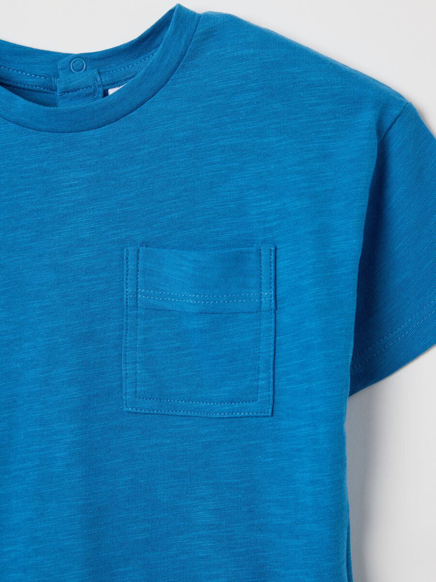 Blue T-shirt in organic cotton with pocket_2