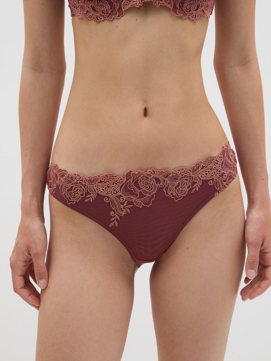 Microfibre briefs with lace_1