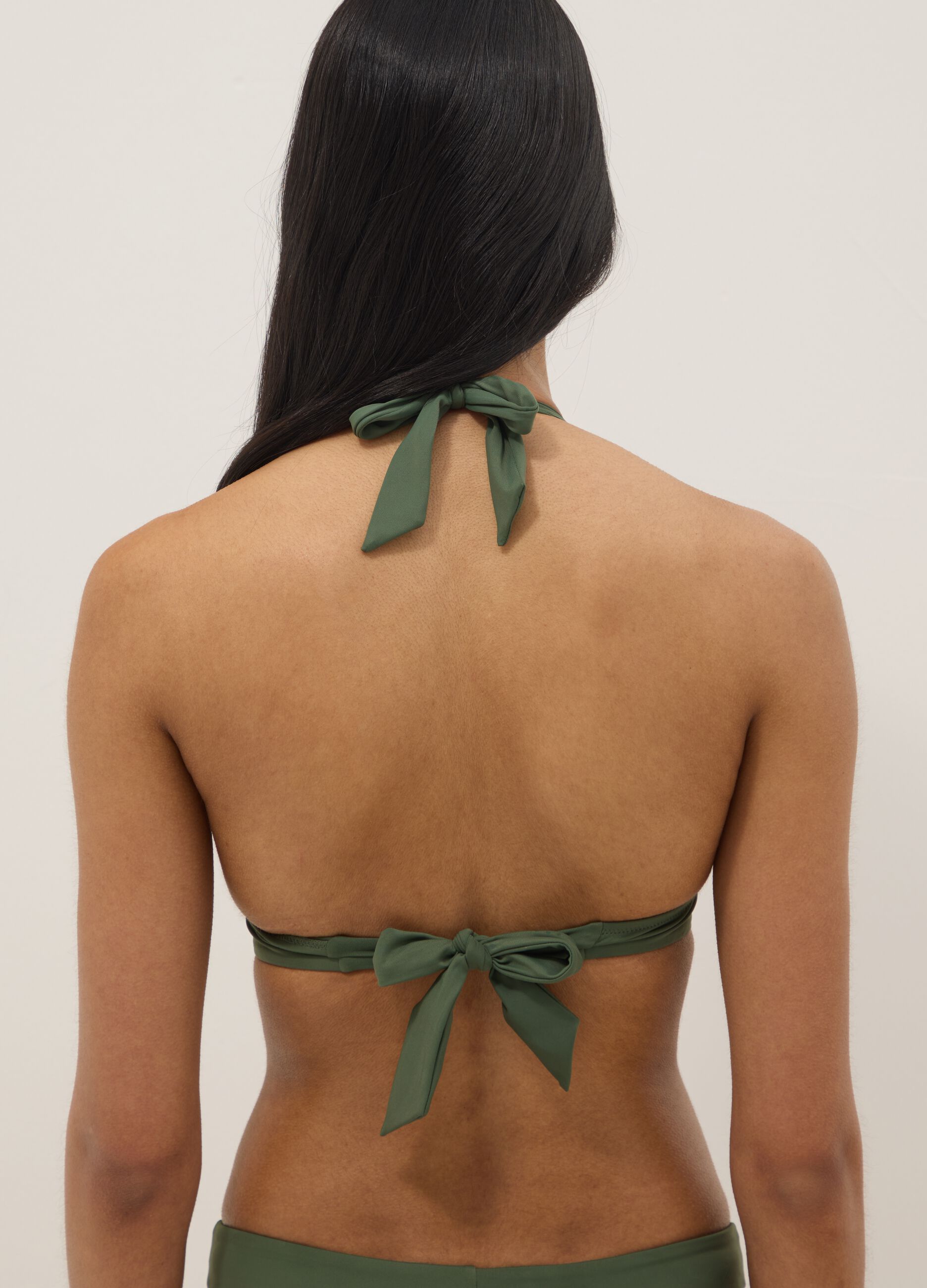 Top bikini elasticizzato verde a triangolo