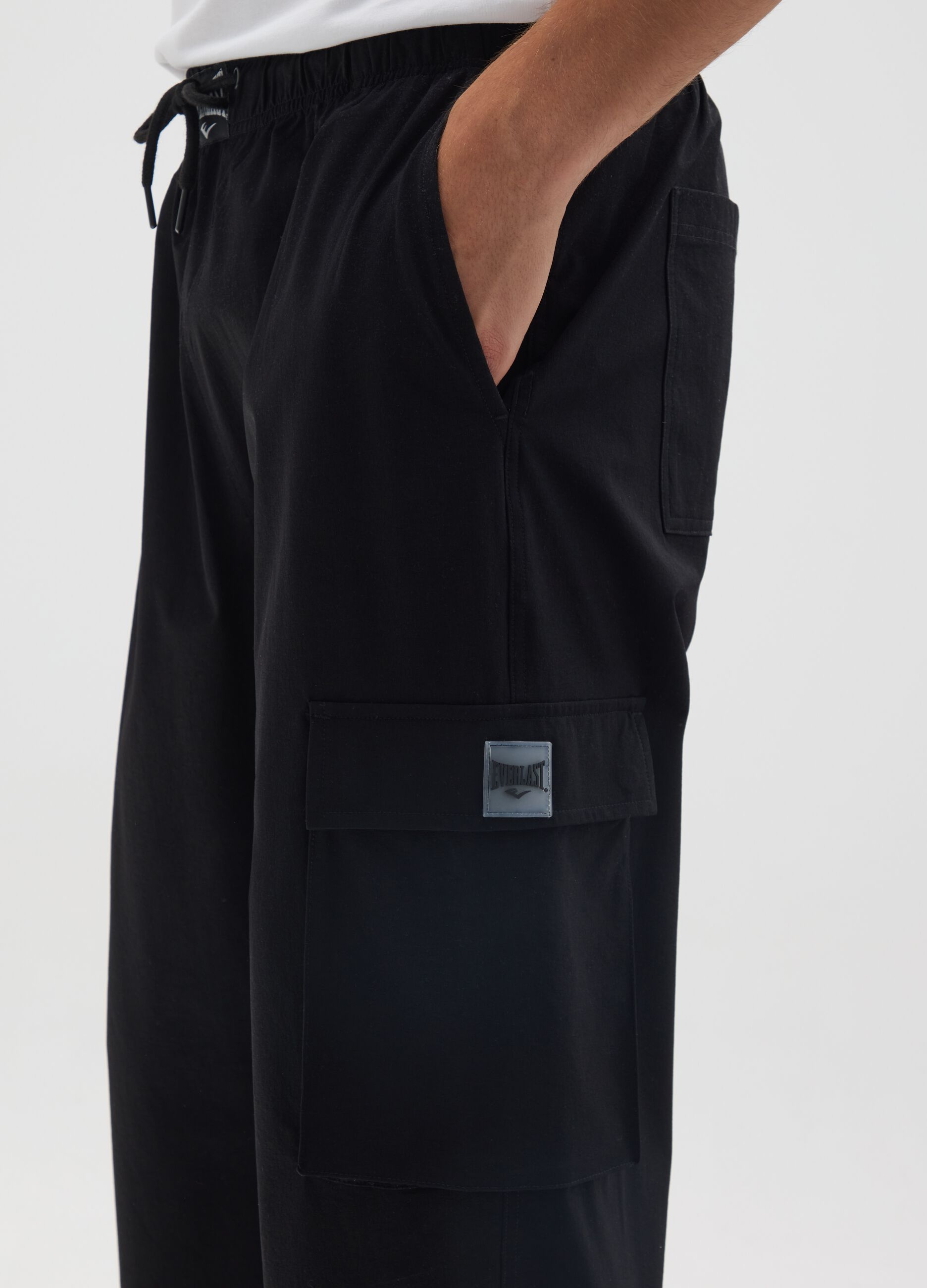 Pantaloni in tessuto elasticizzato neri