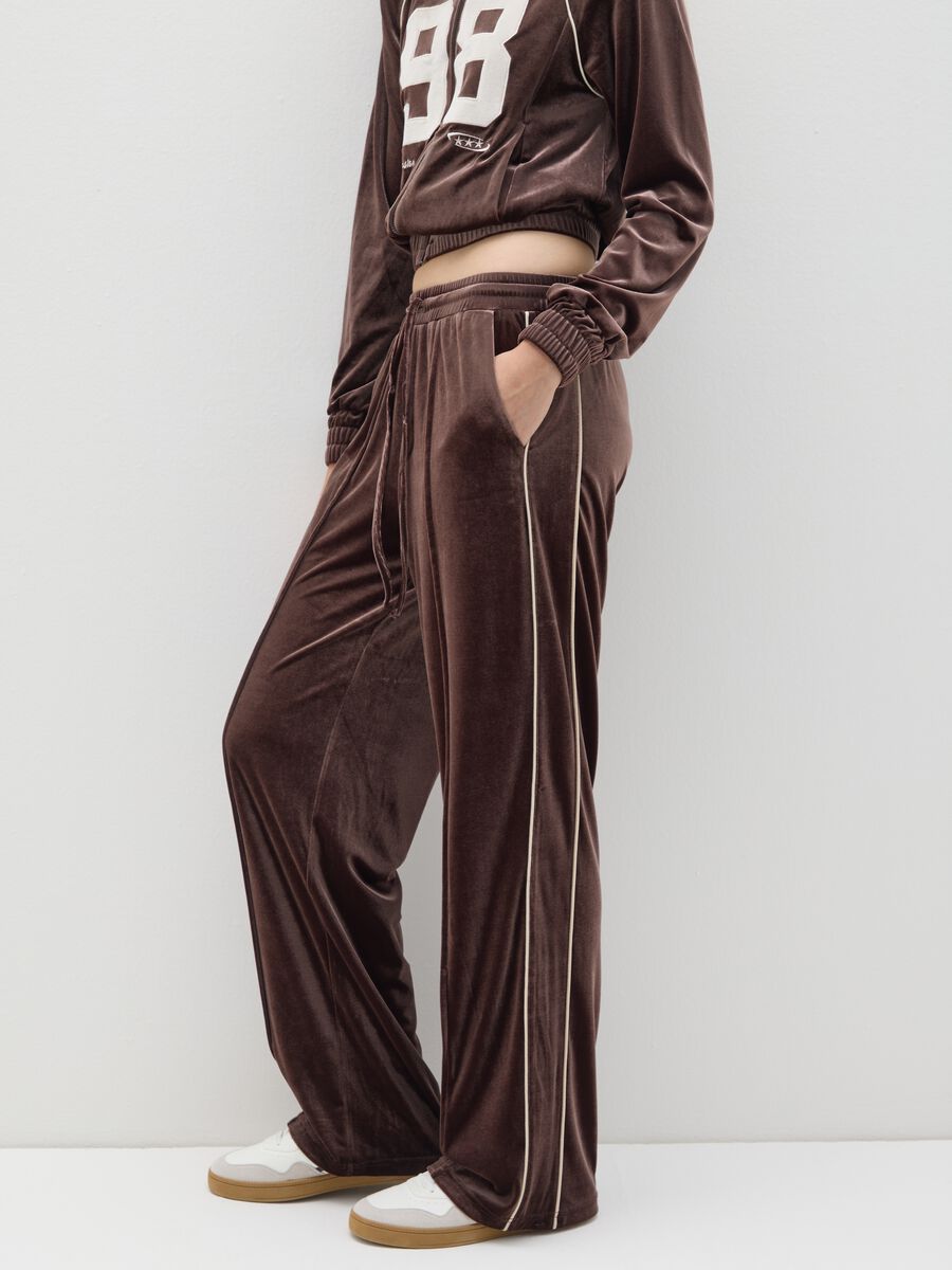 Brown velour regular fit trousers_3