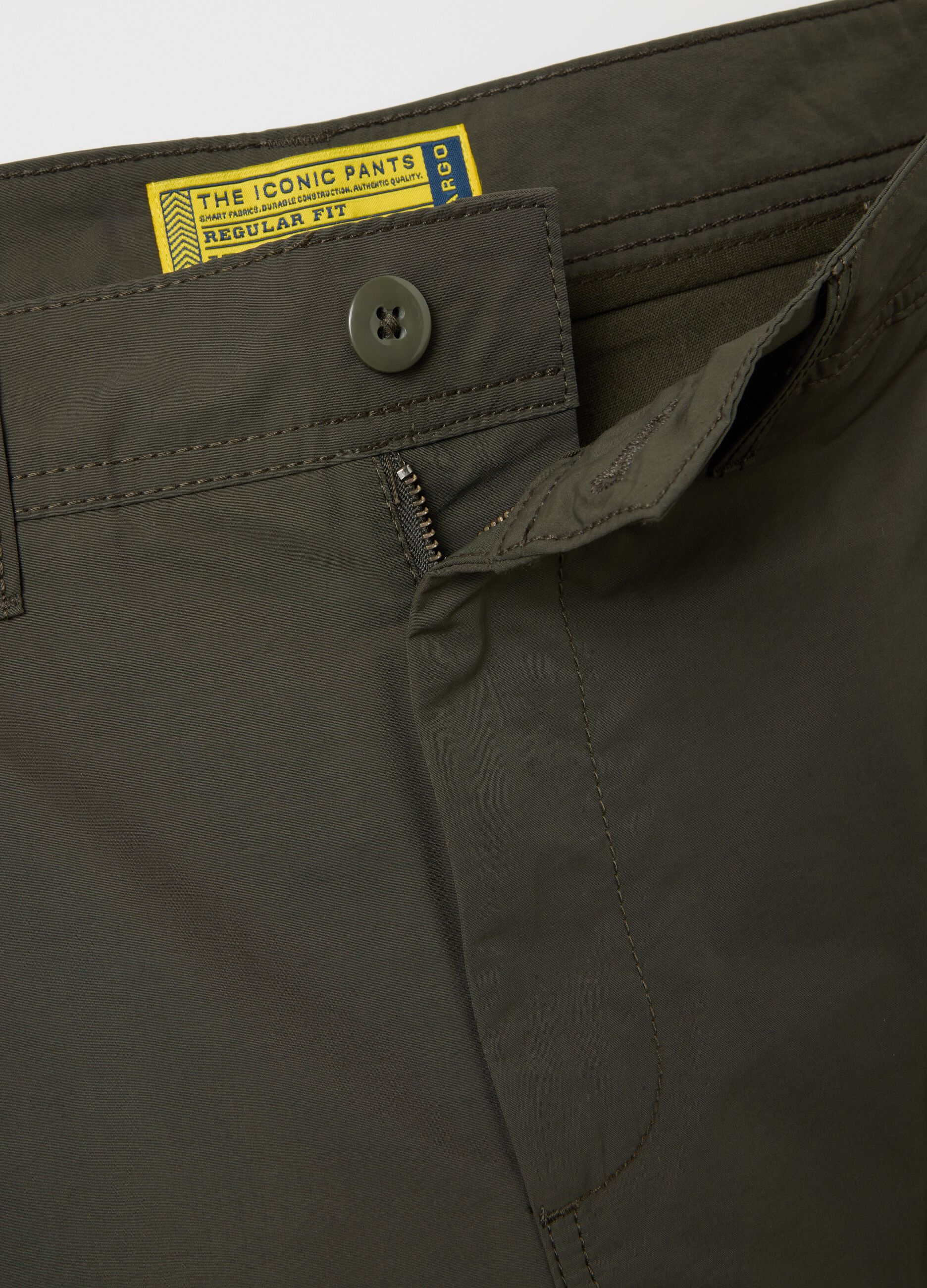 Men's regular fit green cotton blend Bermuda shorts