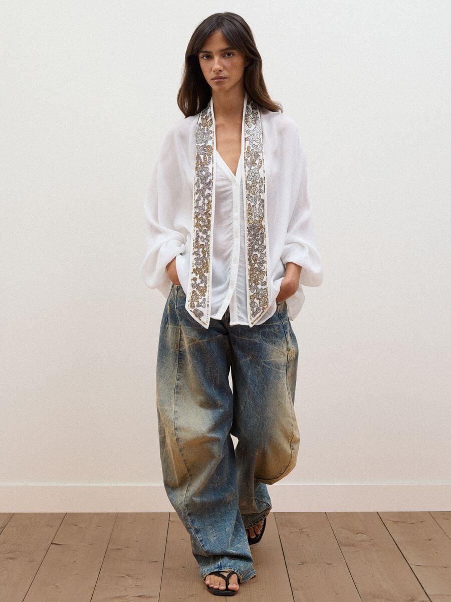 White pure-viscose shirt with embroidered collar_1