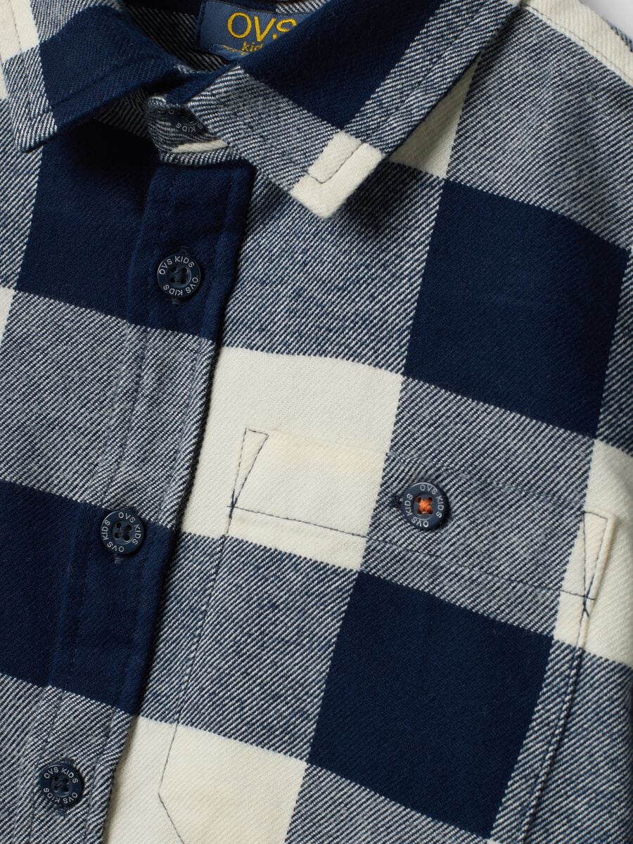 Camicia blu e bianca a quadri in puro cotone_2