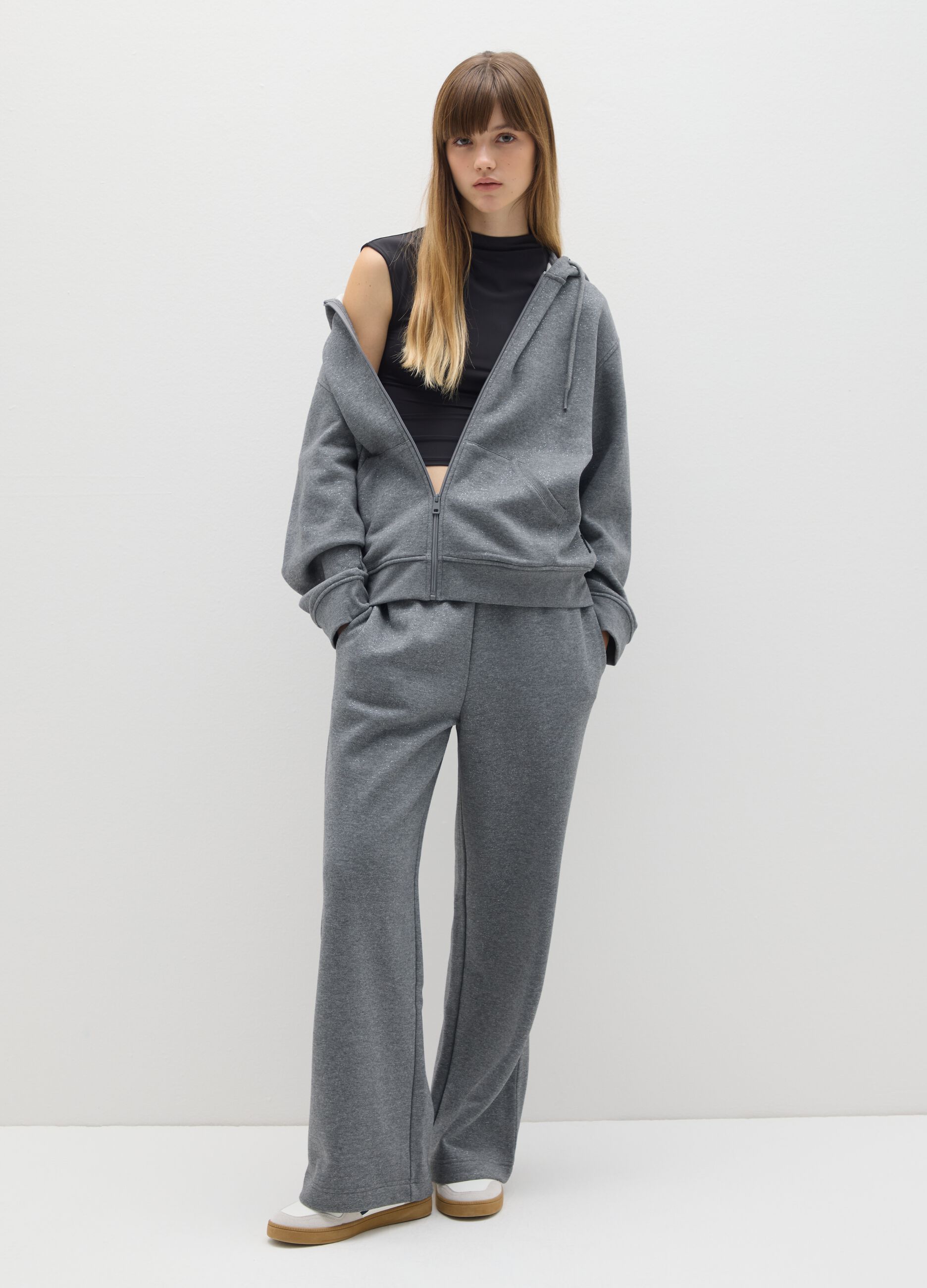 Grey hoodie with zip