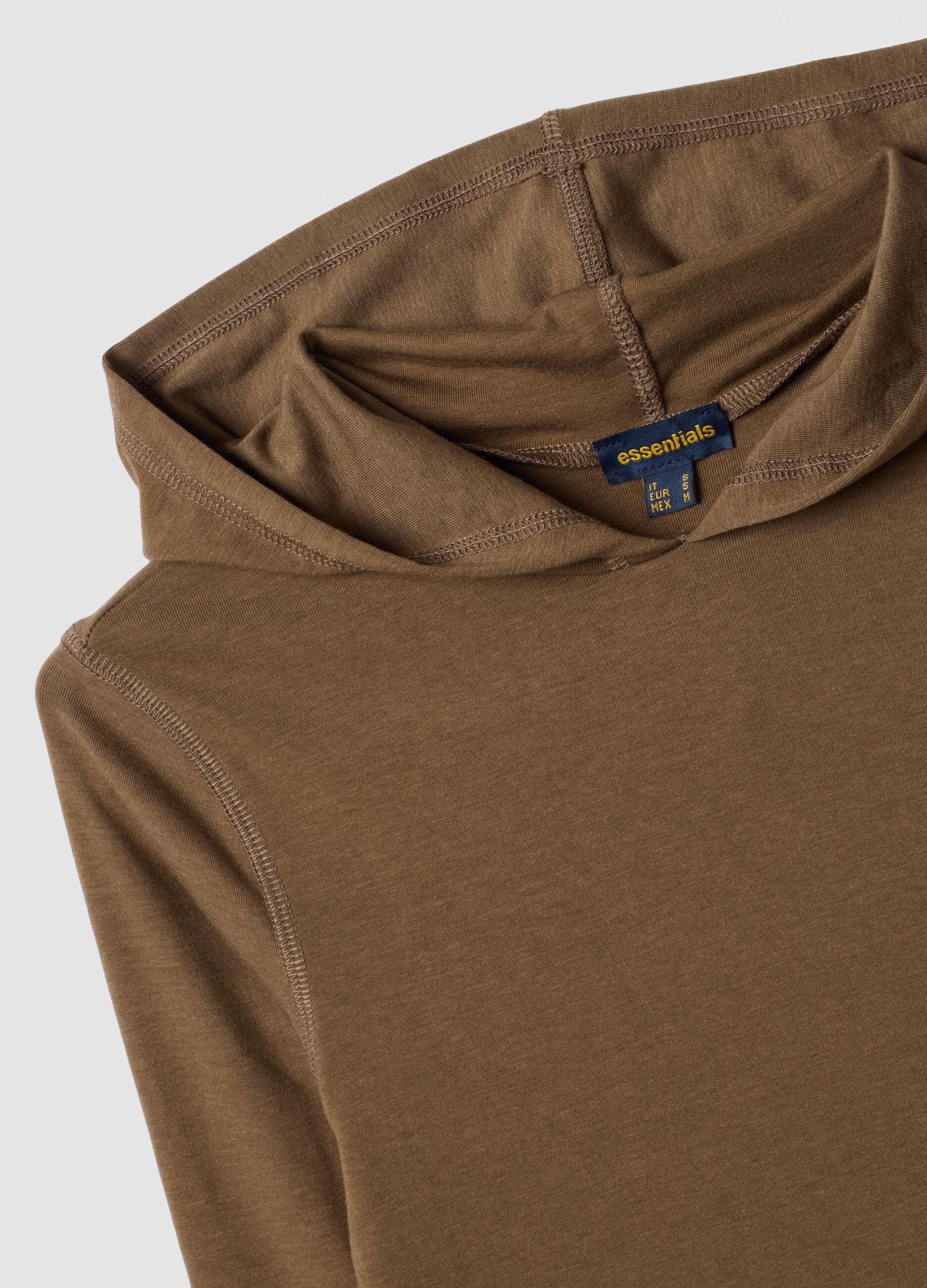 Camel stretch viscose crew-neck top