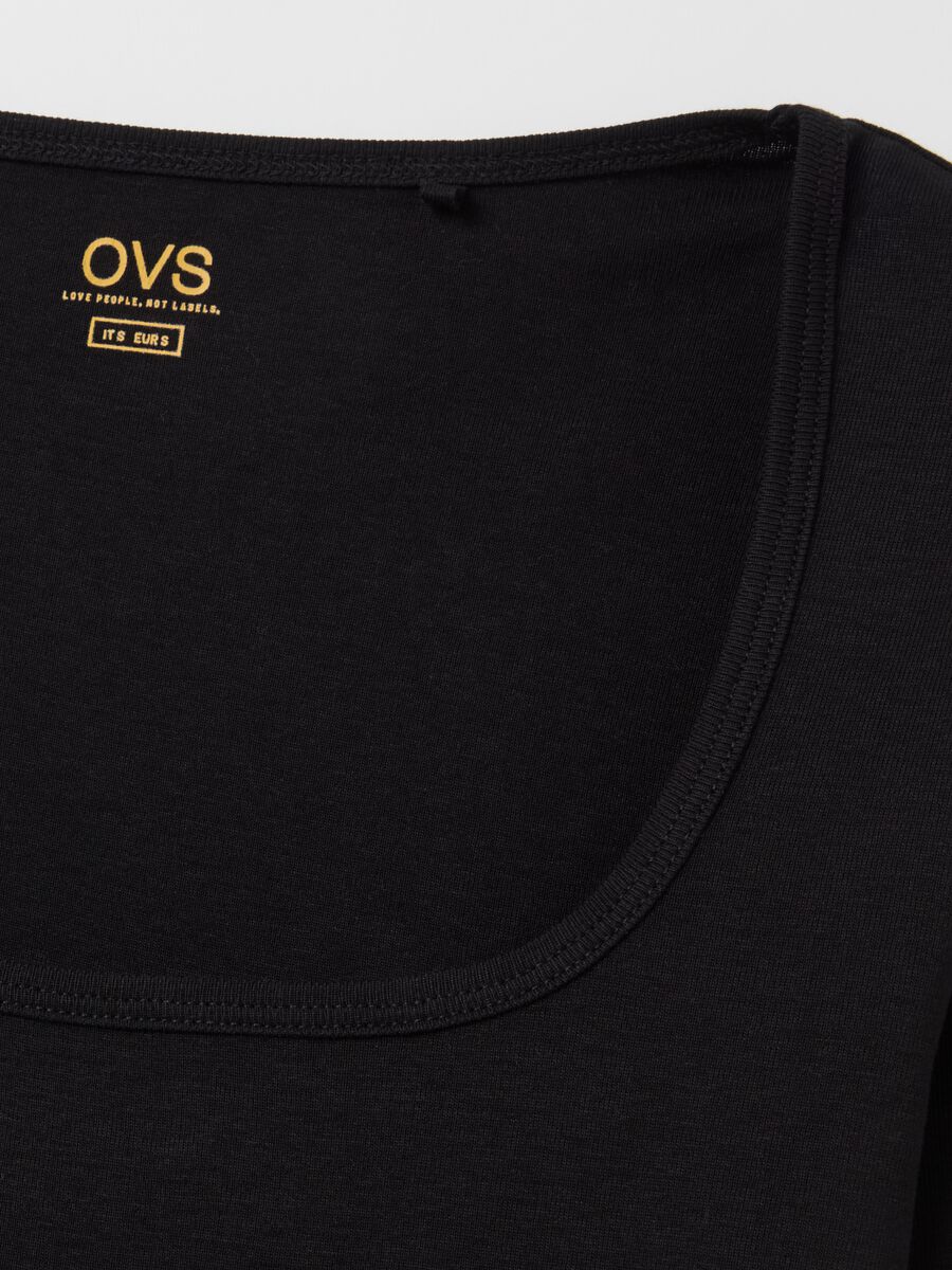 Cotton T-shirt with round neck_5