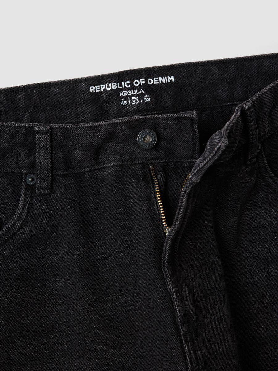 Black regular-fit jeans in a cotton, lyocell and viscose blend_1