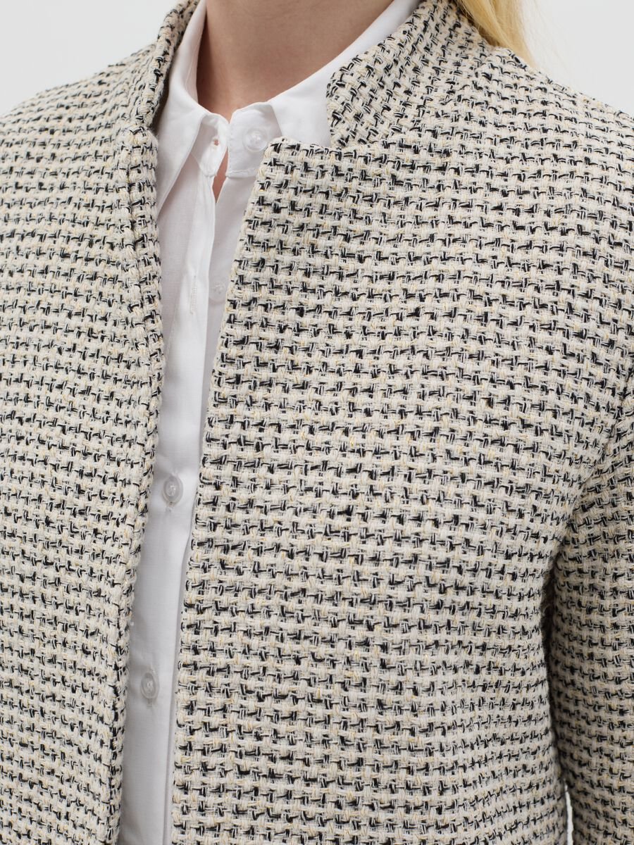 Open beige and black jacket in tweed_2