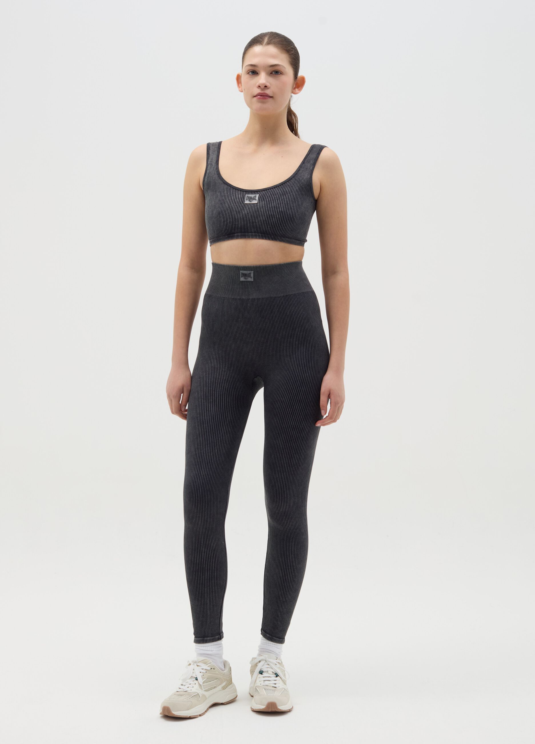 Grey ribbed crop sports top