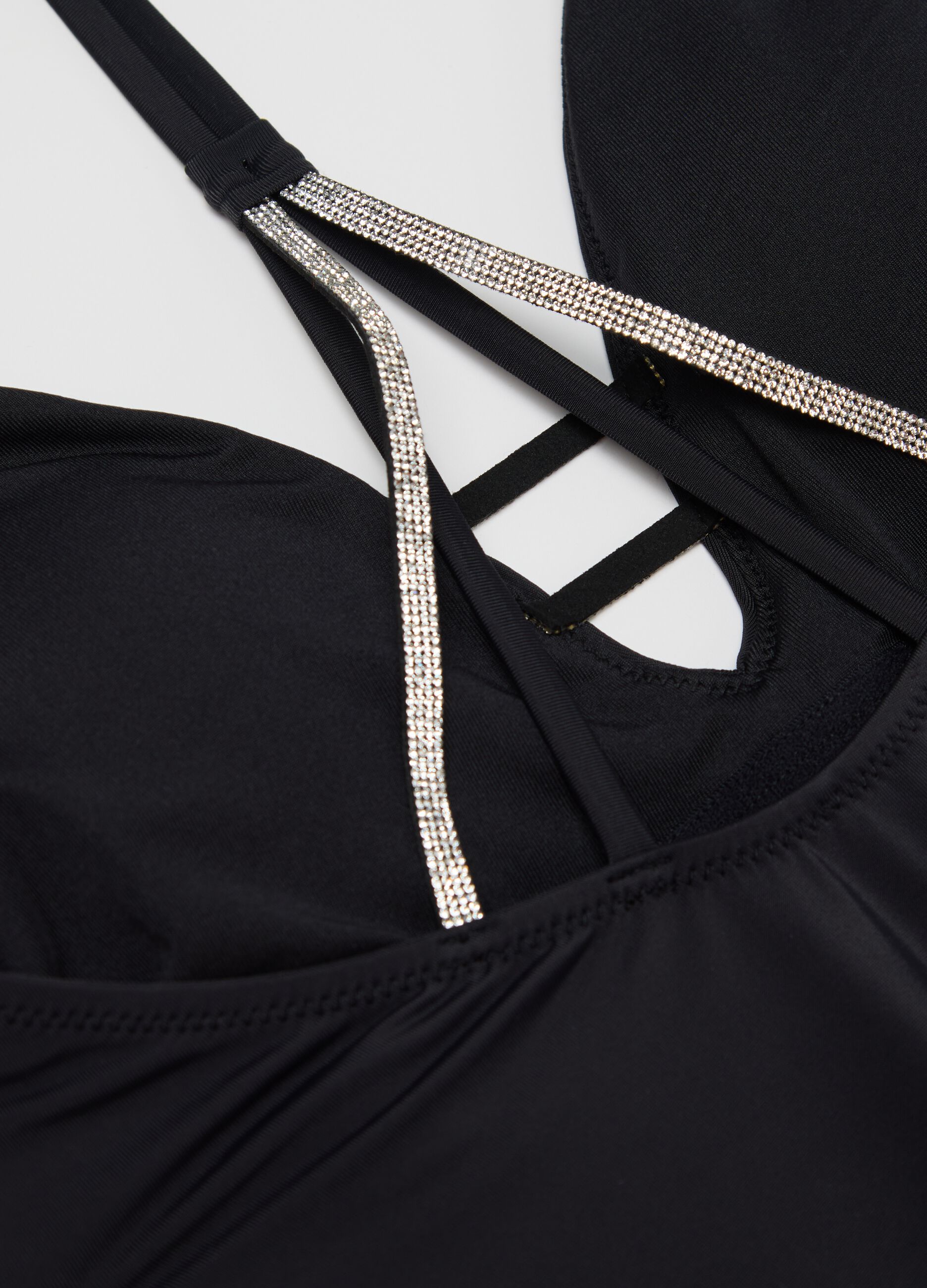 Costume da bagno da donna in tessuto elasticizzato nero con strass