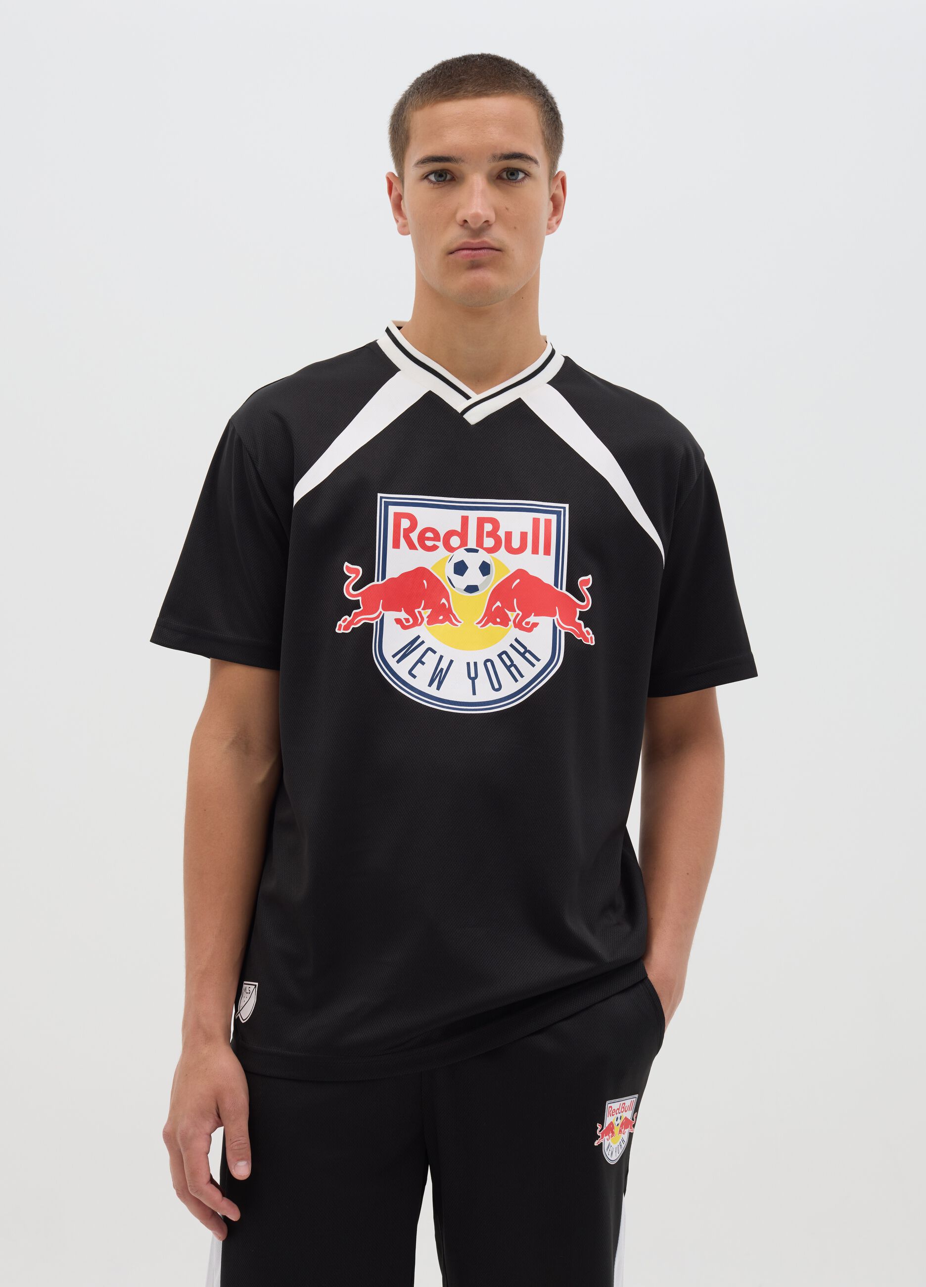 Red Bull New York black T-shirt with short sleeves