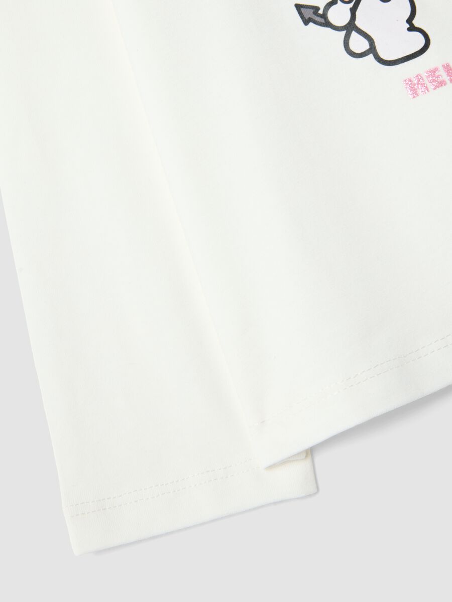 T-shirt bianca in cotone elasticizzato con stampa Hello Kitty per bambina_3
