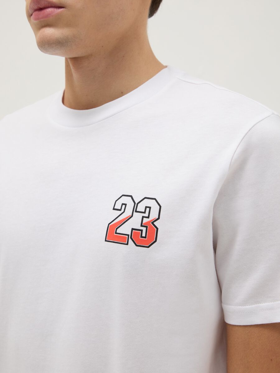 White pure cotton regular fit T-shirt with graphic_3