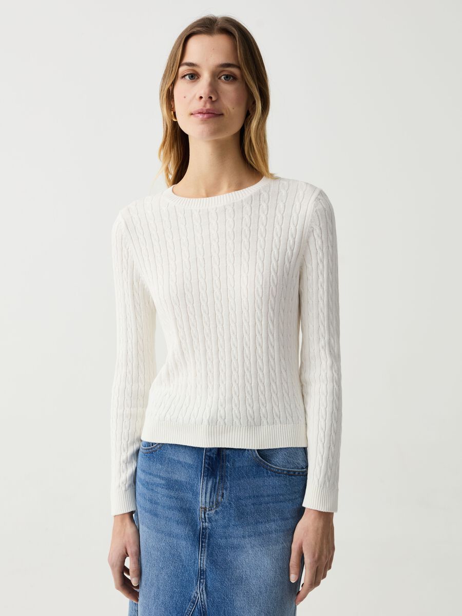 Cotton pullover with cable-knit design_1