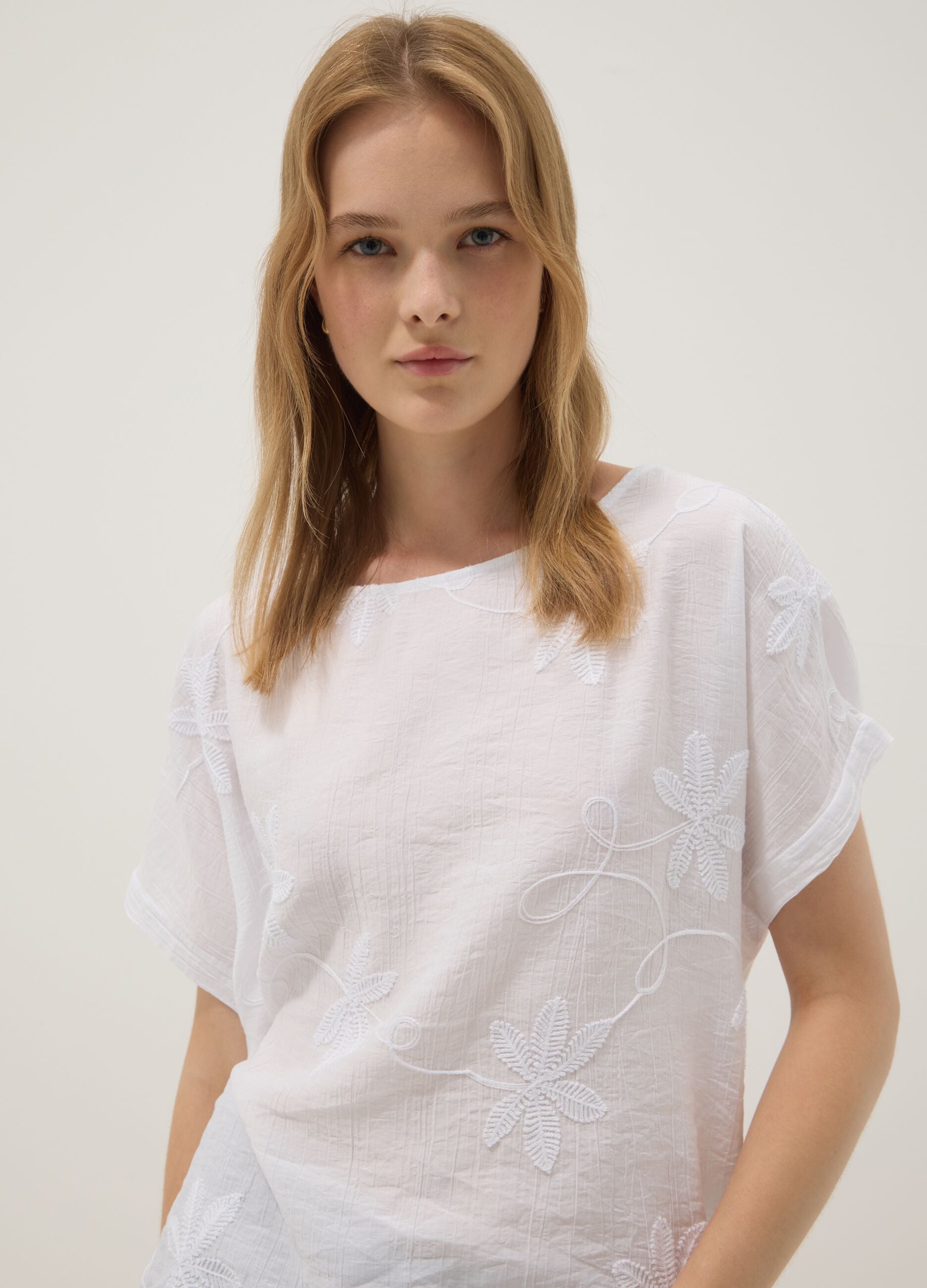 White viscose-blend blouse