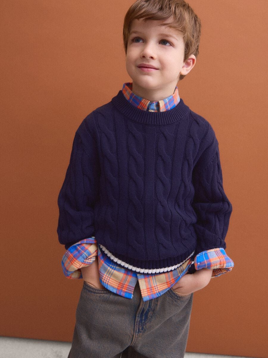 Maglia blu in puro cotone a trecce over fit per bambino_1