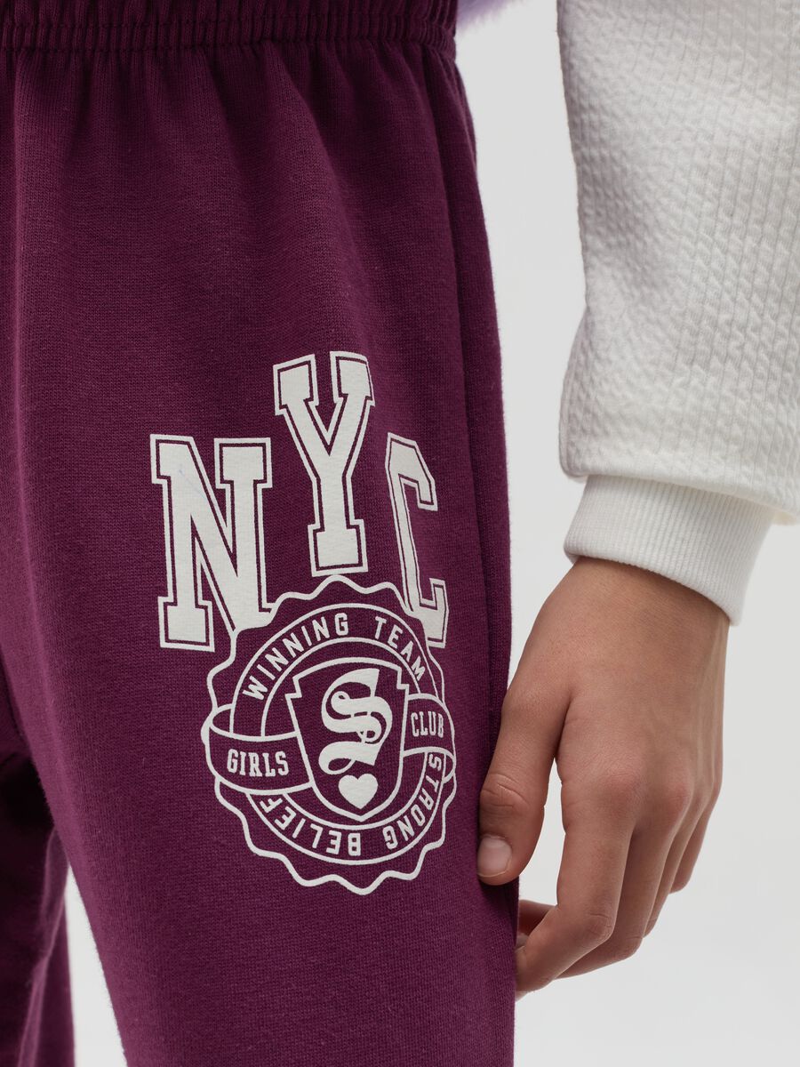 Joggers with elasticated edging and lettering print_1