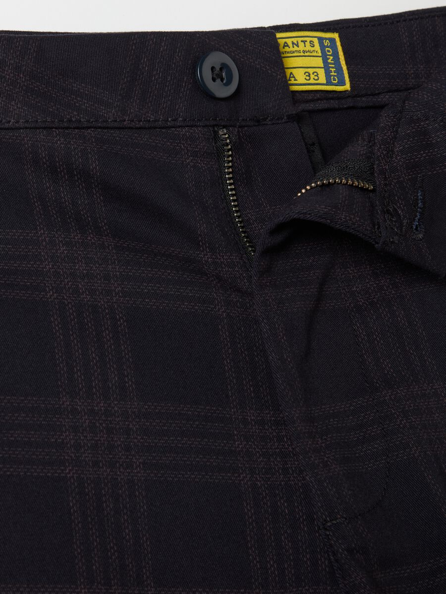 Chino trousers in Prince of Wales_5
