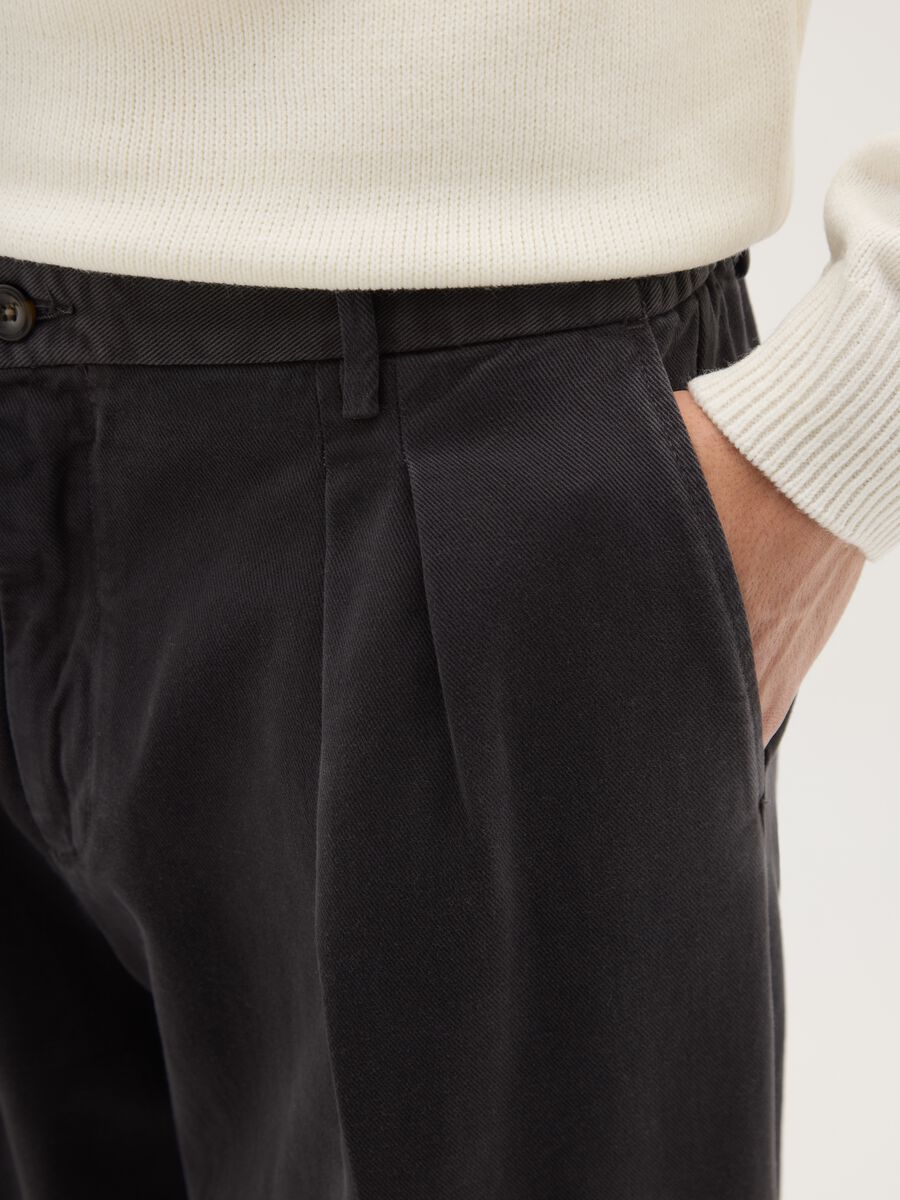 Grey chino trousers in pure cotton regular fit_3
