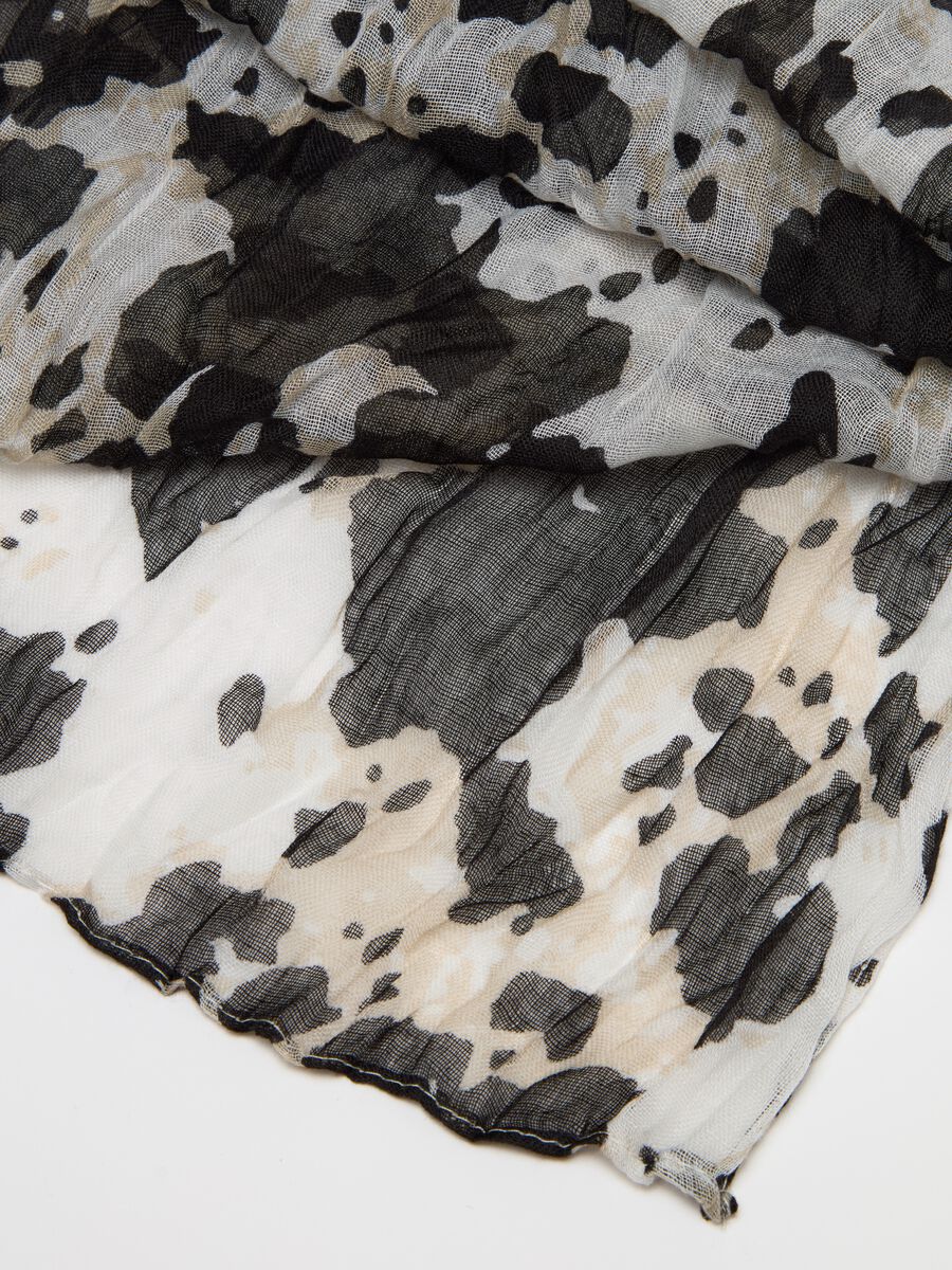 Crinkle-effect speckled pashmina_2