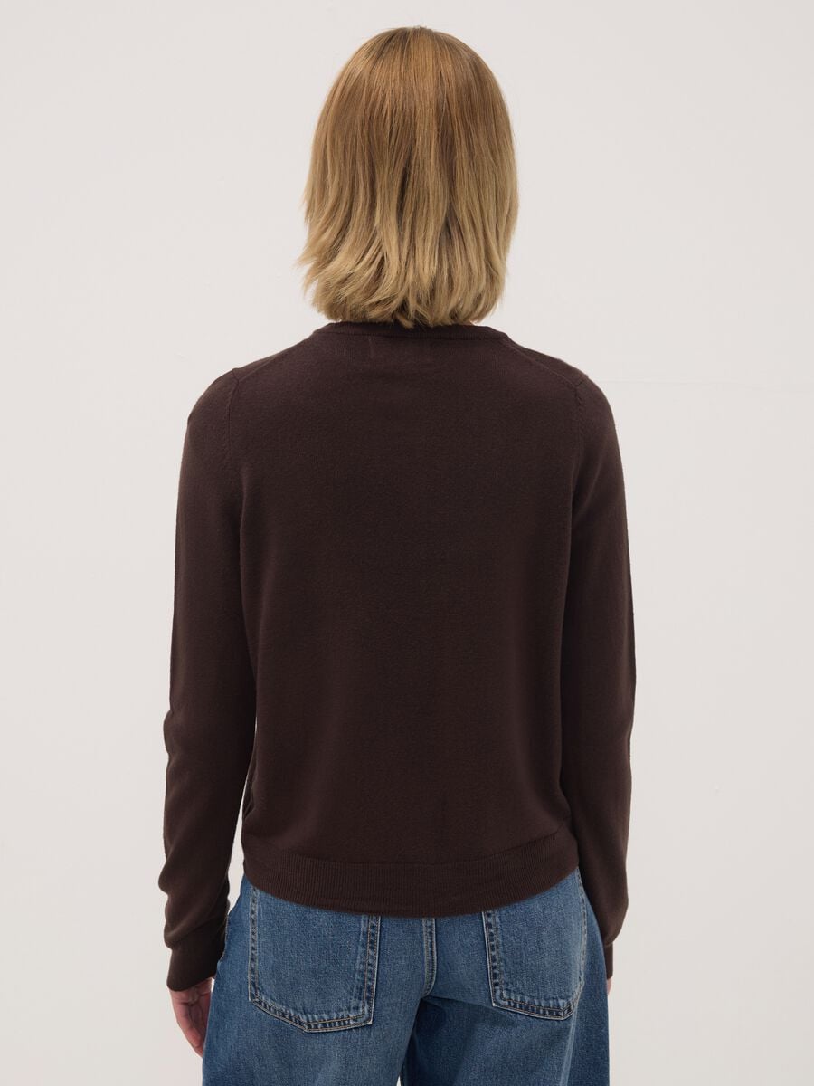 Brown crew-neck regular-fit cardigan with buttons_3