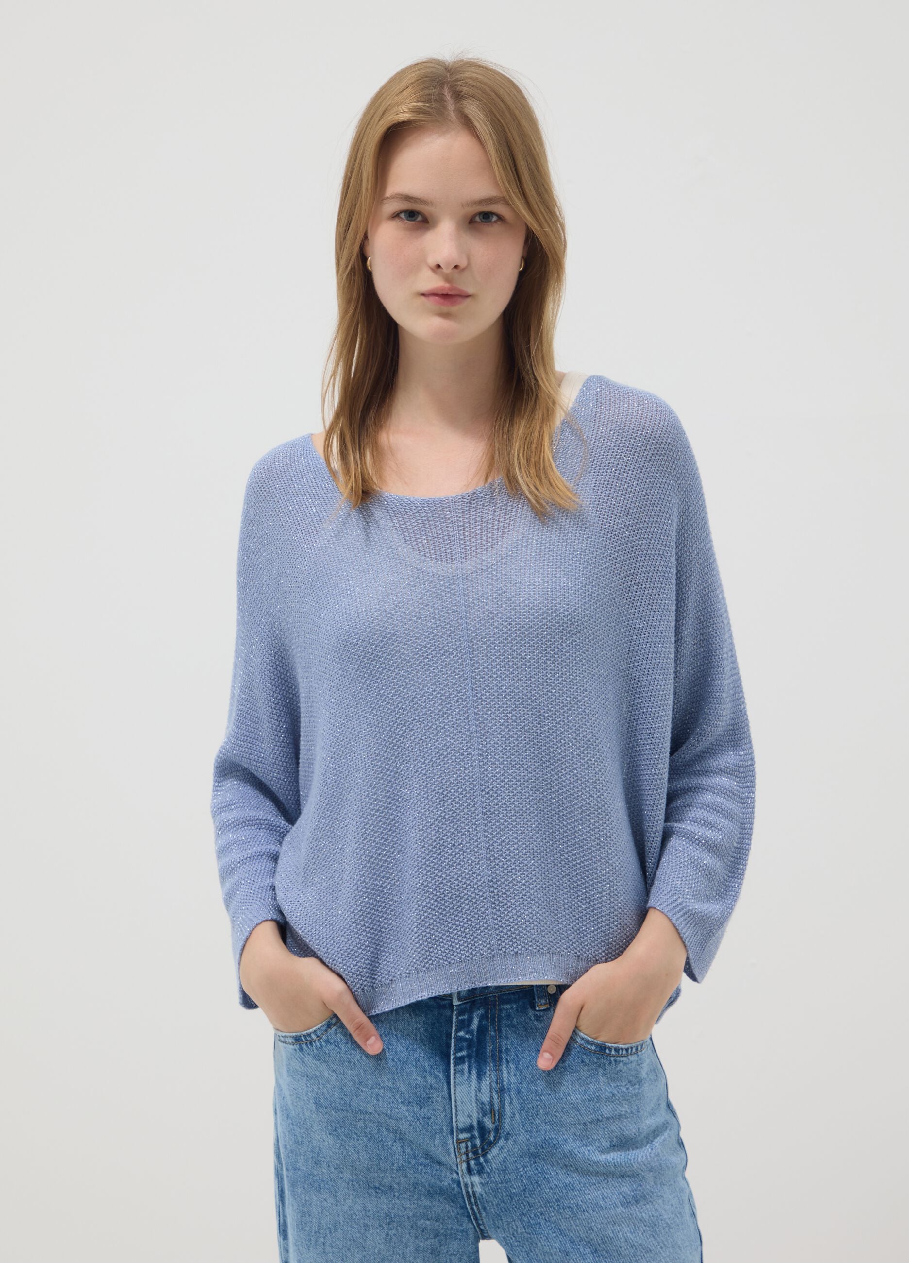 Light blue viscose and linen blend V-neck jumper