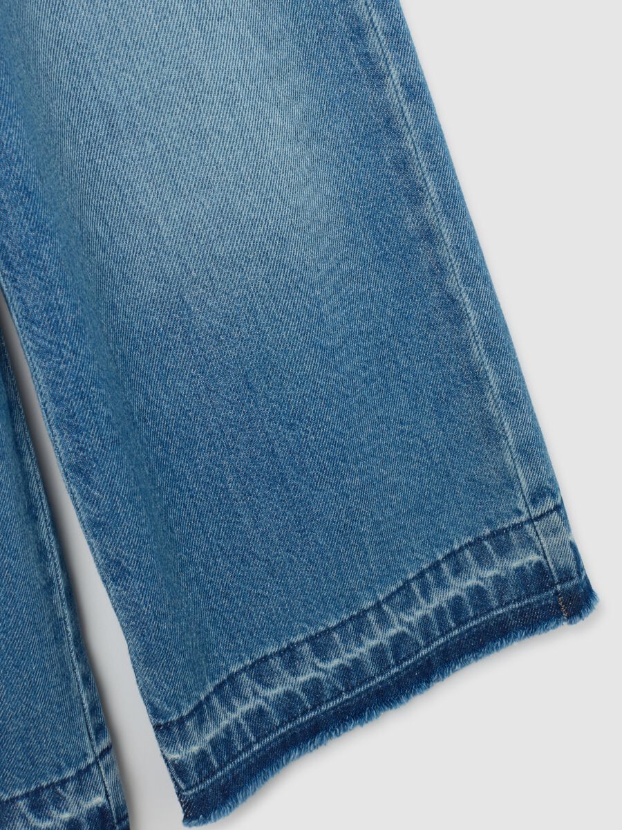 Jeans da bambina in puro cotone denim a gamba larga_3