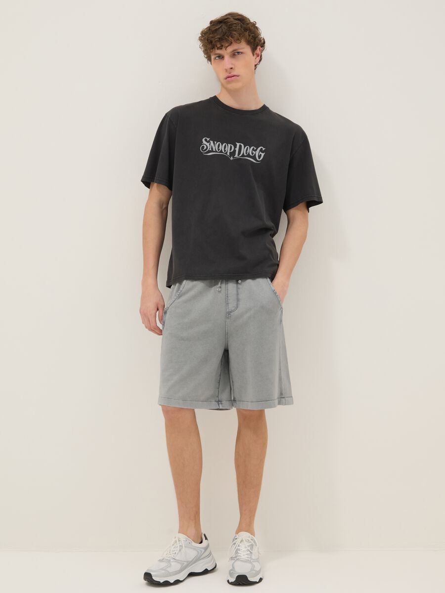 Black pure cotton relaxed-fit T-shirt with Snoop Dogg slogan_1