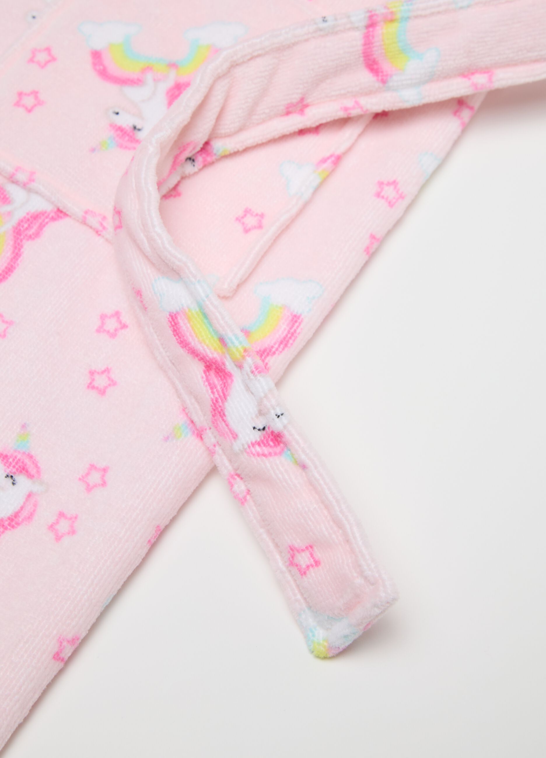 Pink bathrobe with hood and unicorns print