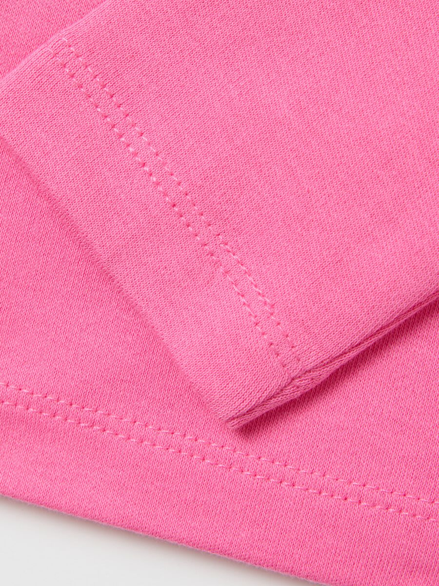 T-shirt with mock neck and print_3