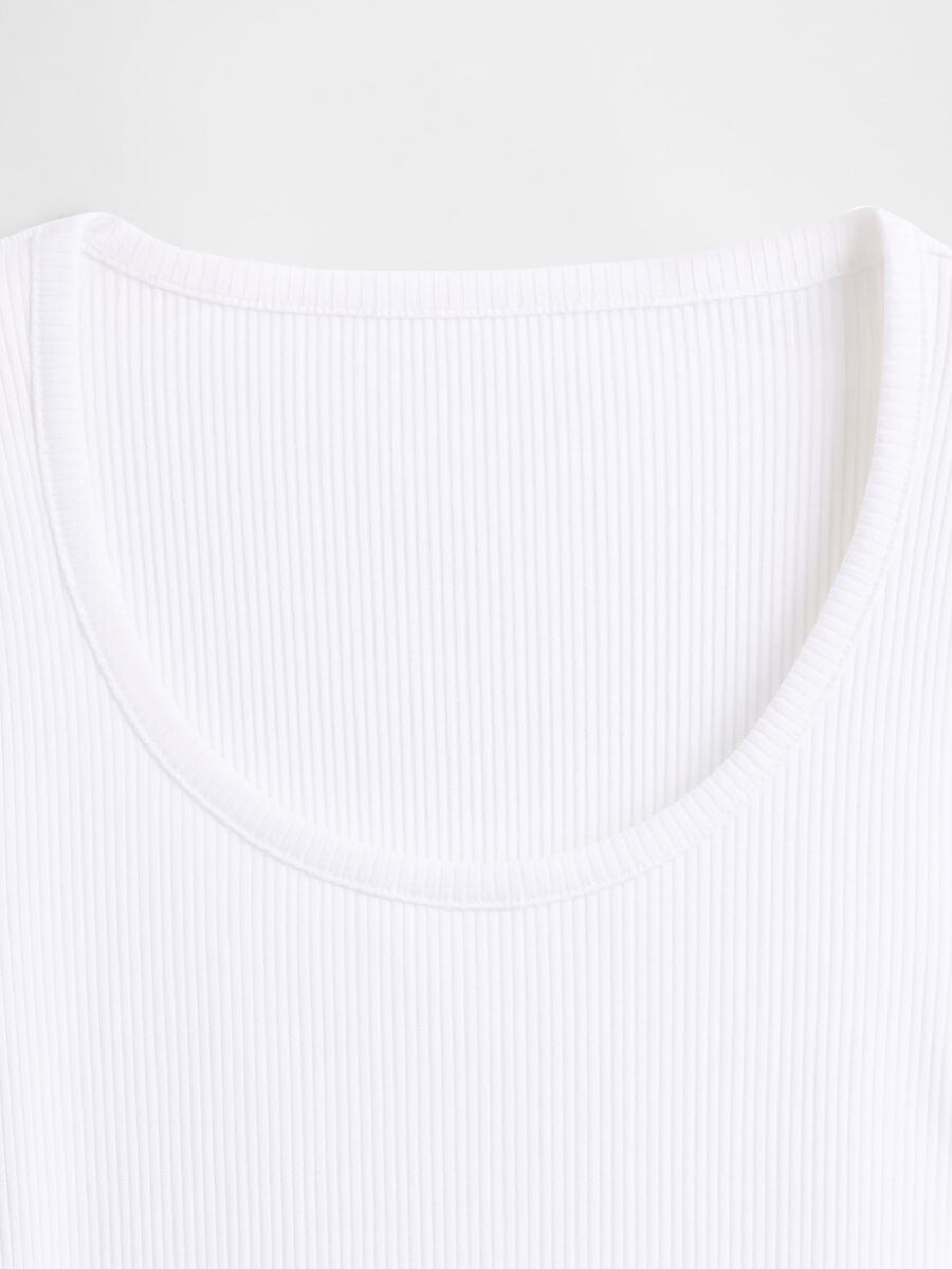 Stretch White T-shirt_4