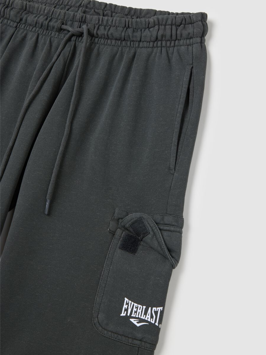 Grey Everlast cargo shorts_5