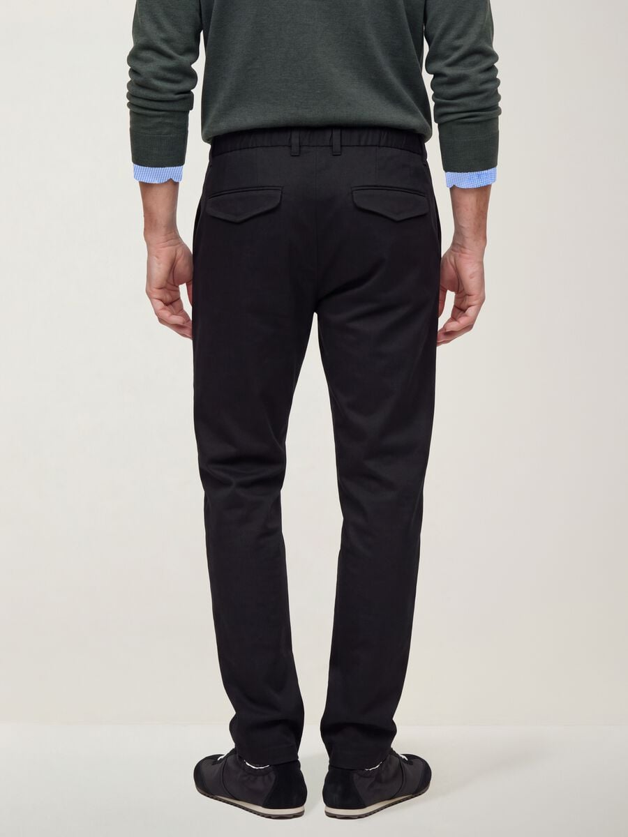 Pantaloni grigi chino in twill di tessuto elasticizzato slim fit_3