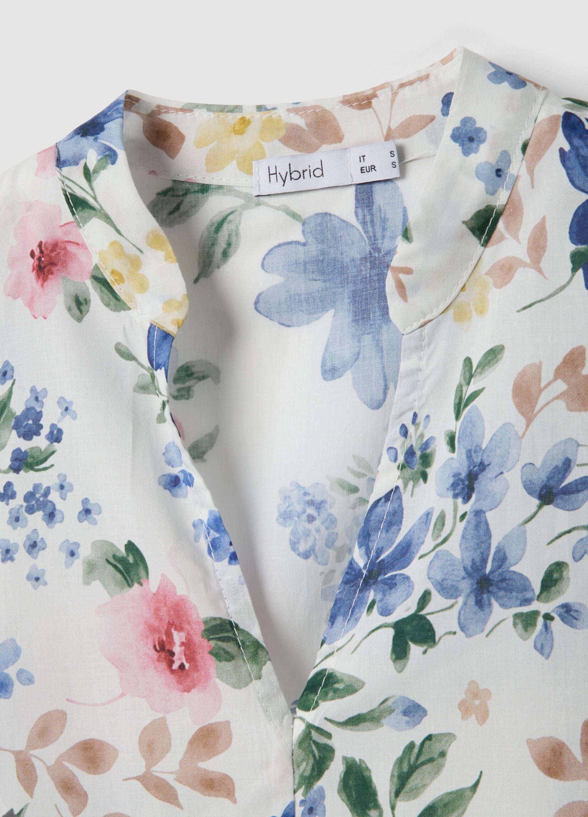 White pure cotton dress with floral print and V-neck, oversized fit